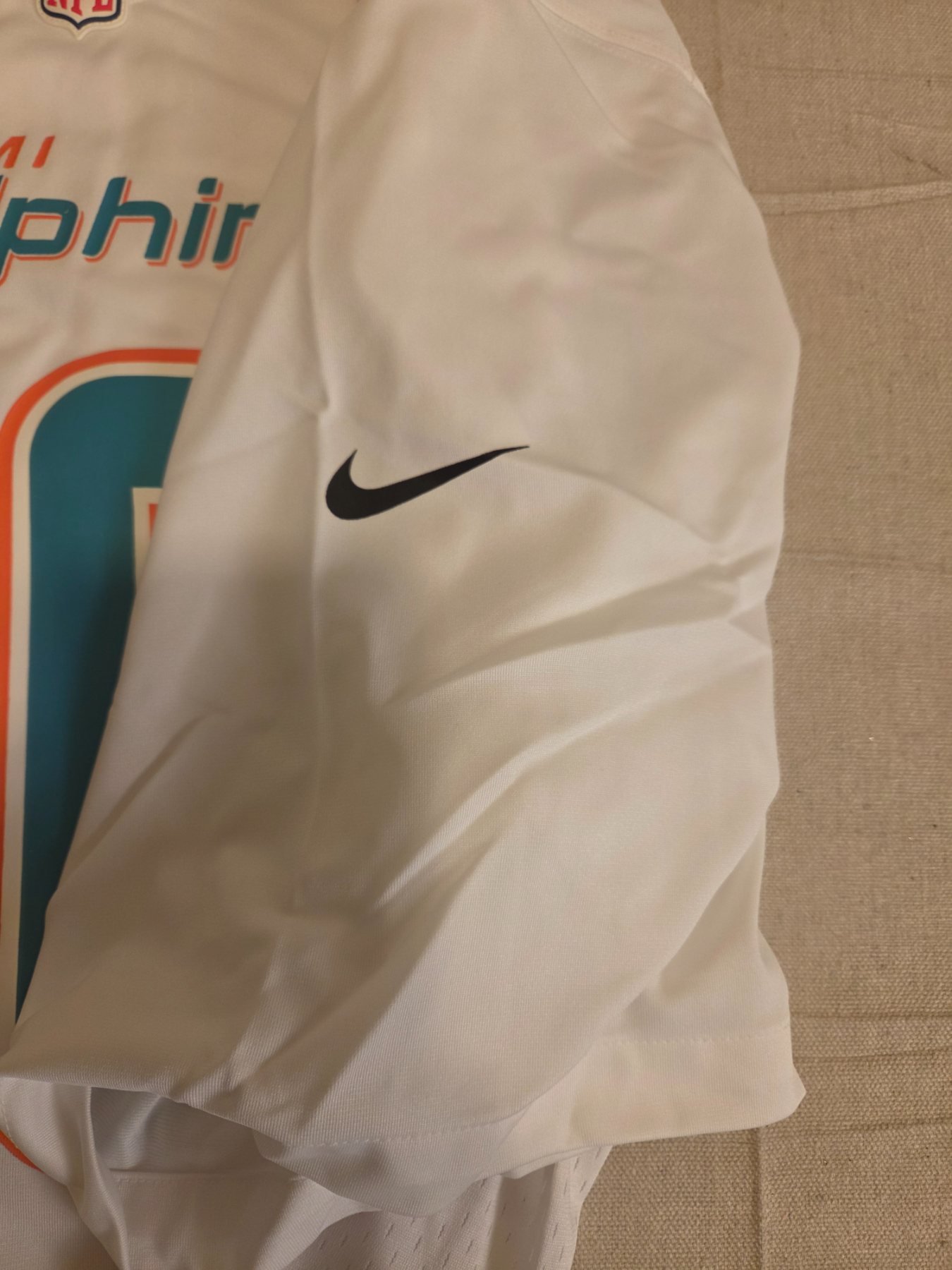 Nike Miami Dolphins Tyreek Hill #10 NFL Jersey Men 3XL White - Image 4