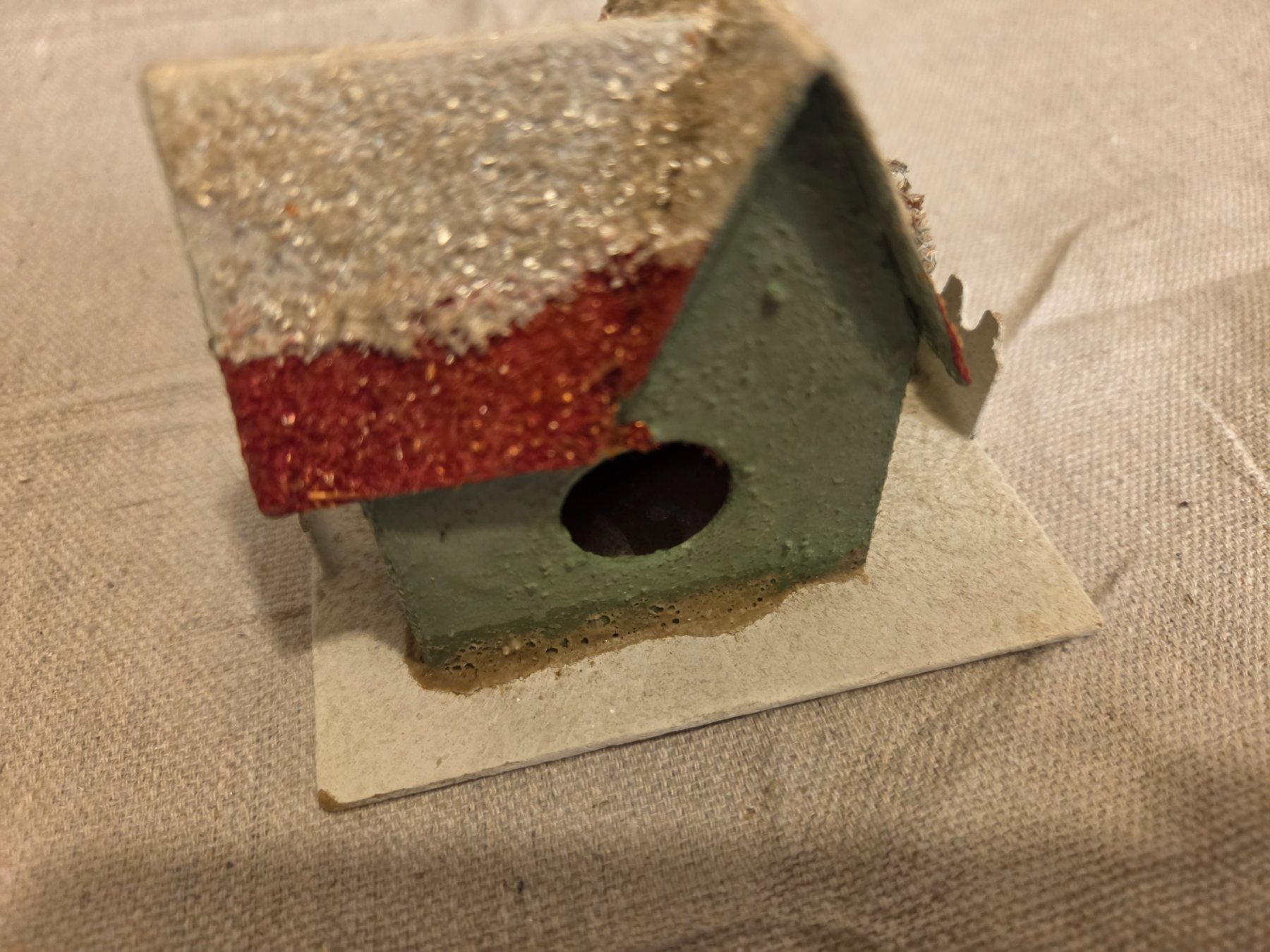 Vintage Christmas Putz House with Mica Glitter Made in Occupied Japan - Image 6