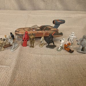 Vintage Star Wars Micro Machines Diecast Figures & Landspeeder Vehicle Lot