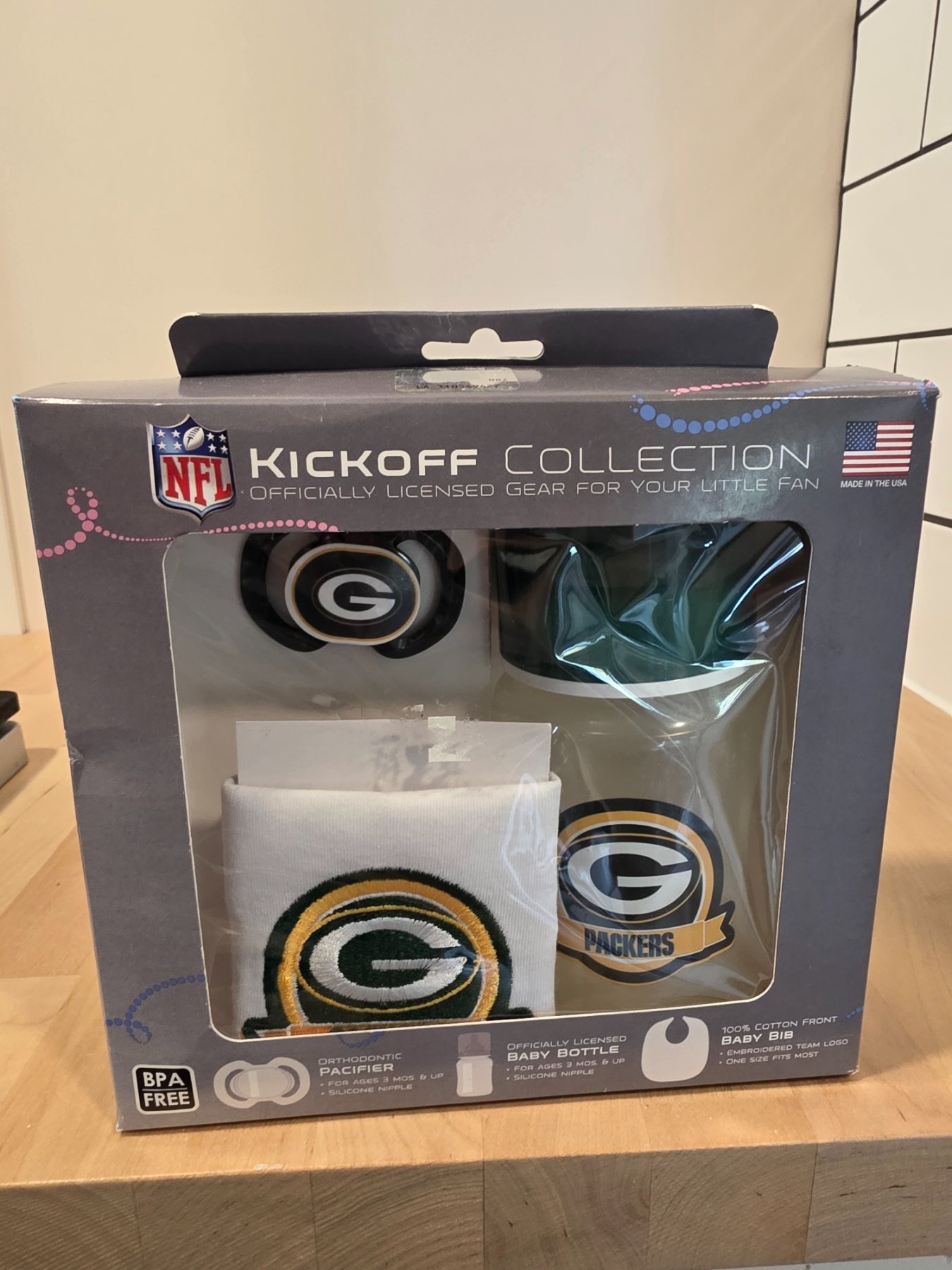 NFL Green Bay Packers Kickoff Collection 3pc Baby Gift Set Bottle Bib Pacifier
