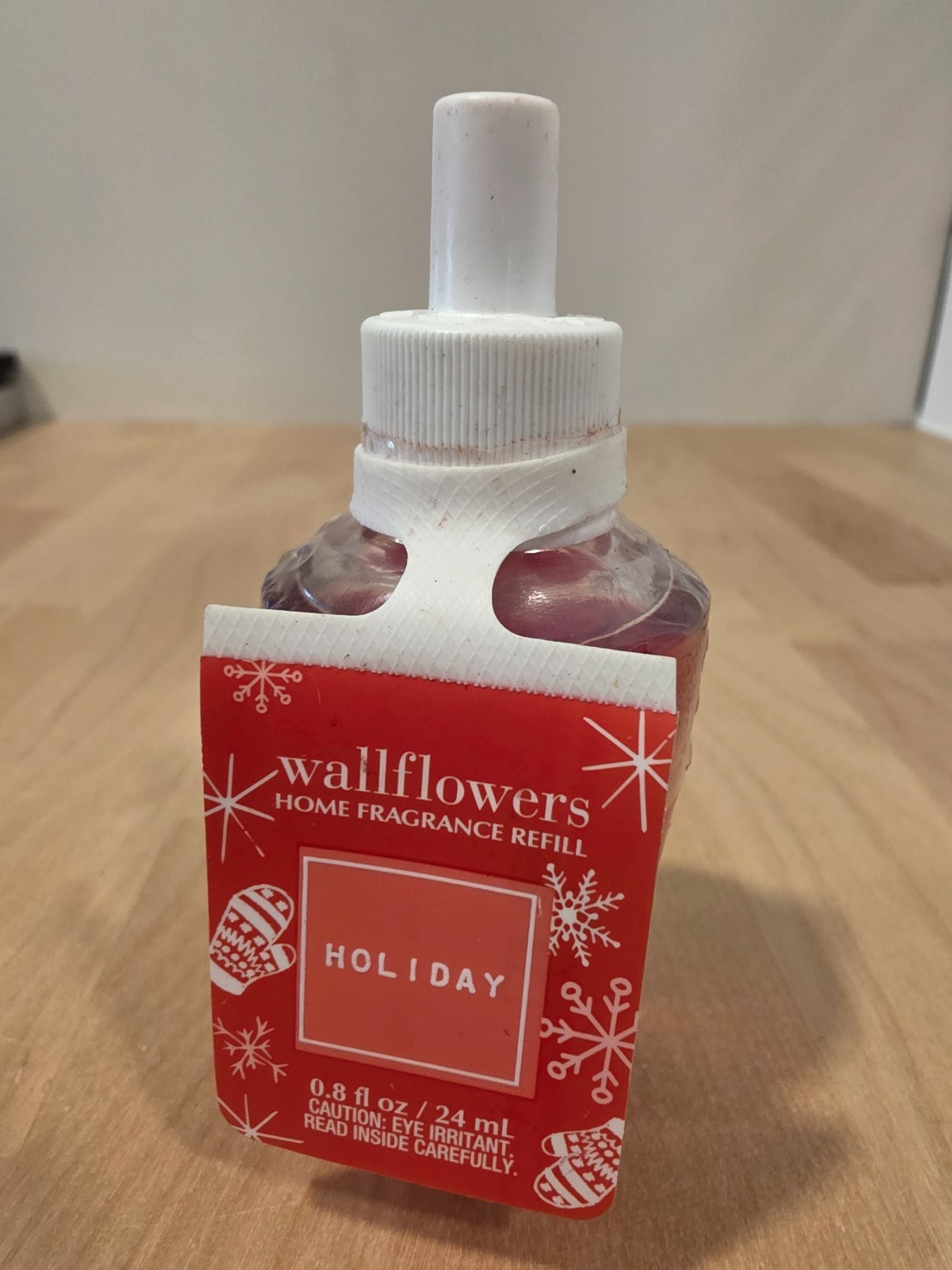 Bath & Body Works Wallflowers Home Fragrance Refill Holiday 0.8 fl oz
