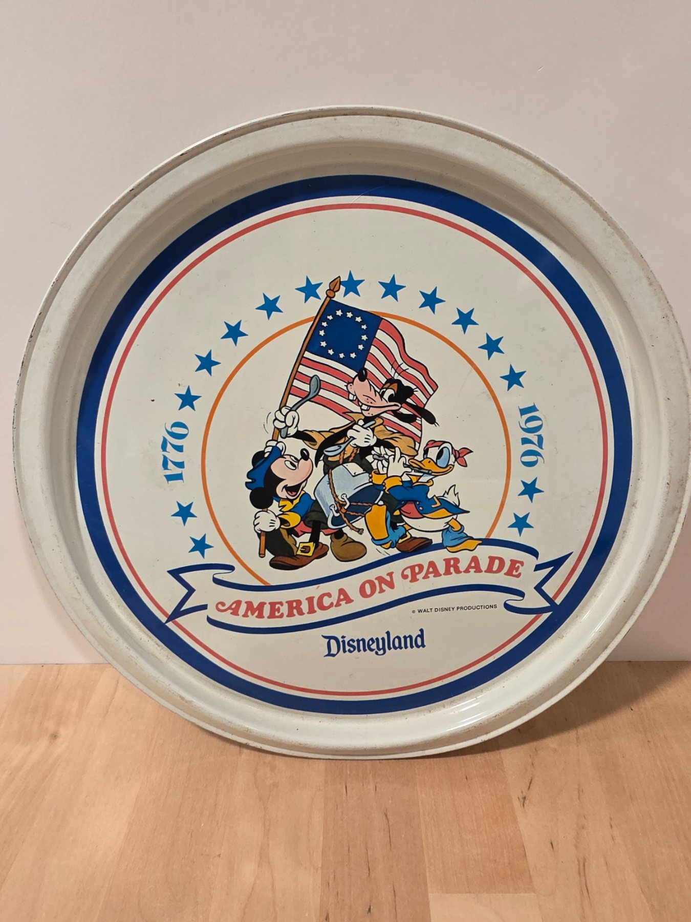 Vintage Disneyland 1976 America On Parade Tin Metal Tray 11 Inch