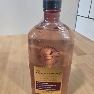 Bath & Body Works Aromatherapy Peppermint Essential Oil Body Wash 10 oz