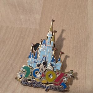 Walt Disney World 2007 Cinderella Castle Mickey Disney Trading Pin