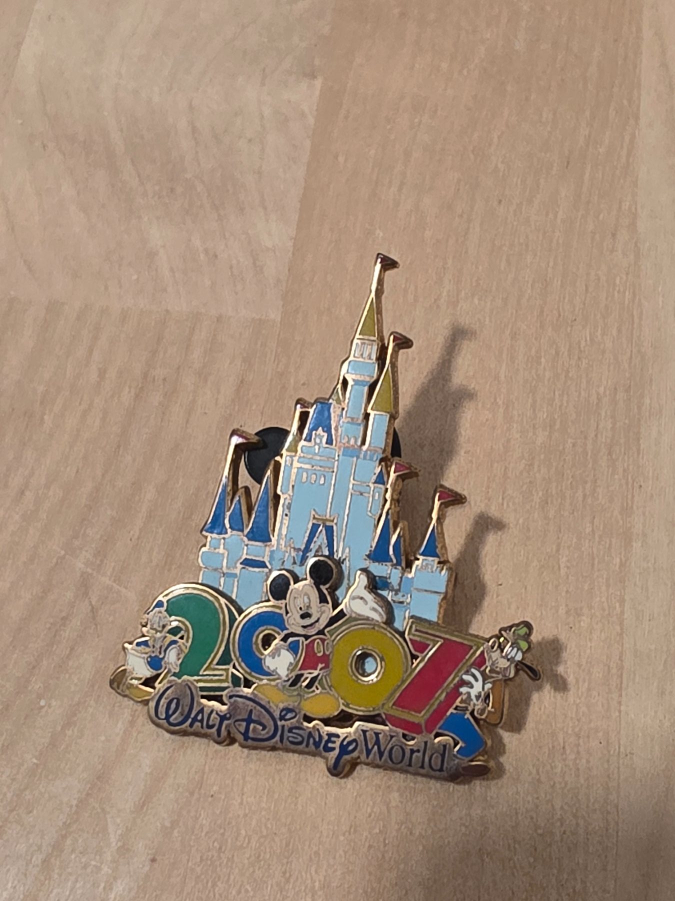 Walt Disney World 2007 Cinderella Castle Mickey Disney Trading Pin