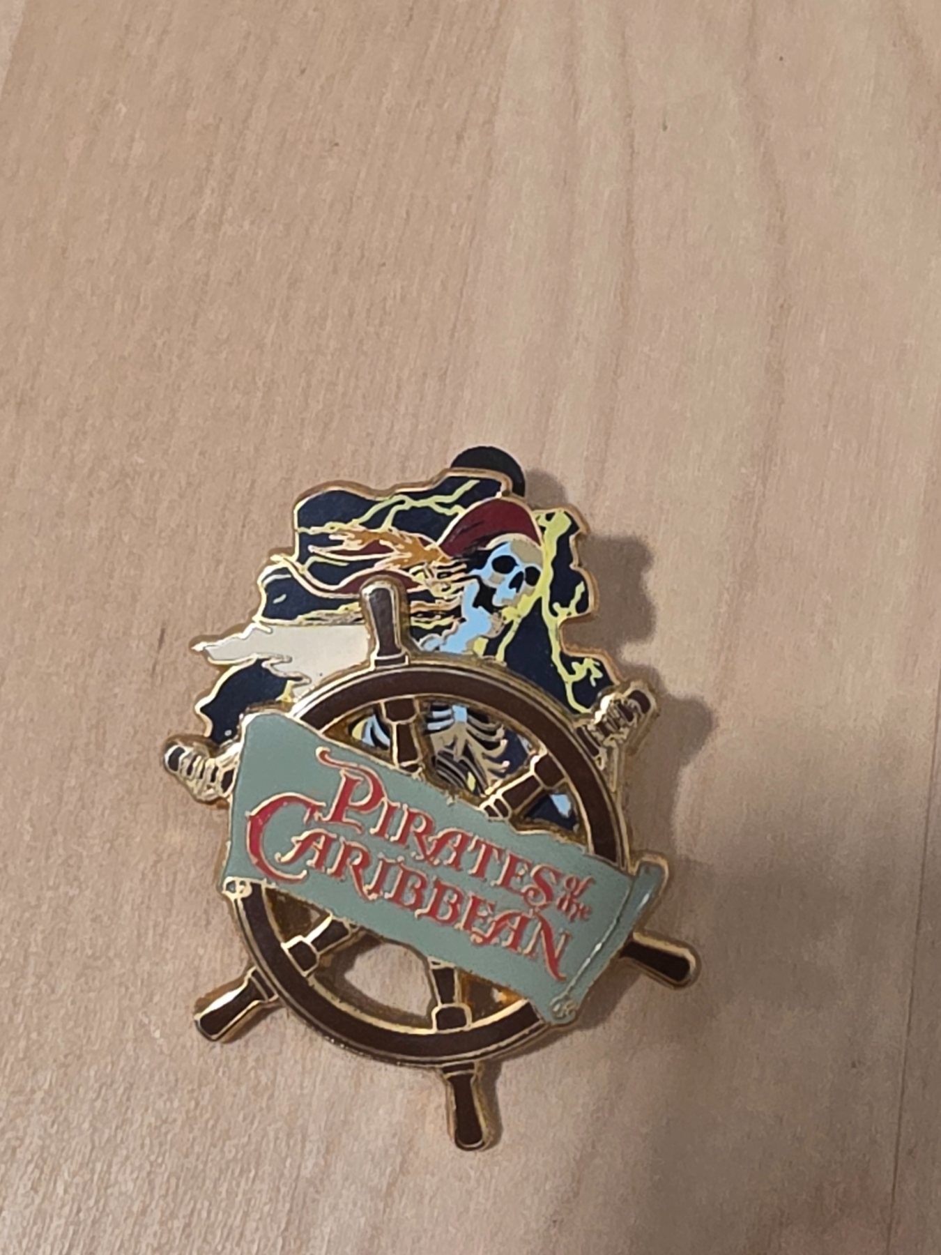 Disney 2006 Pirates of the Caribbean Skeleton Helmsman Moving Wheel Pin