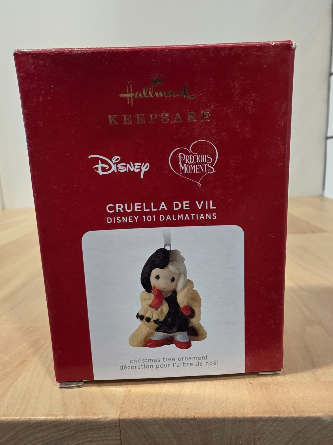 Hallmark Keepsake 2021 Disney Cruella De Vil 101 Dalmatians Porcelain Ornament