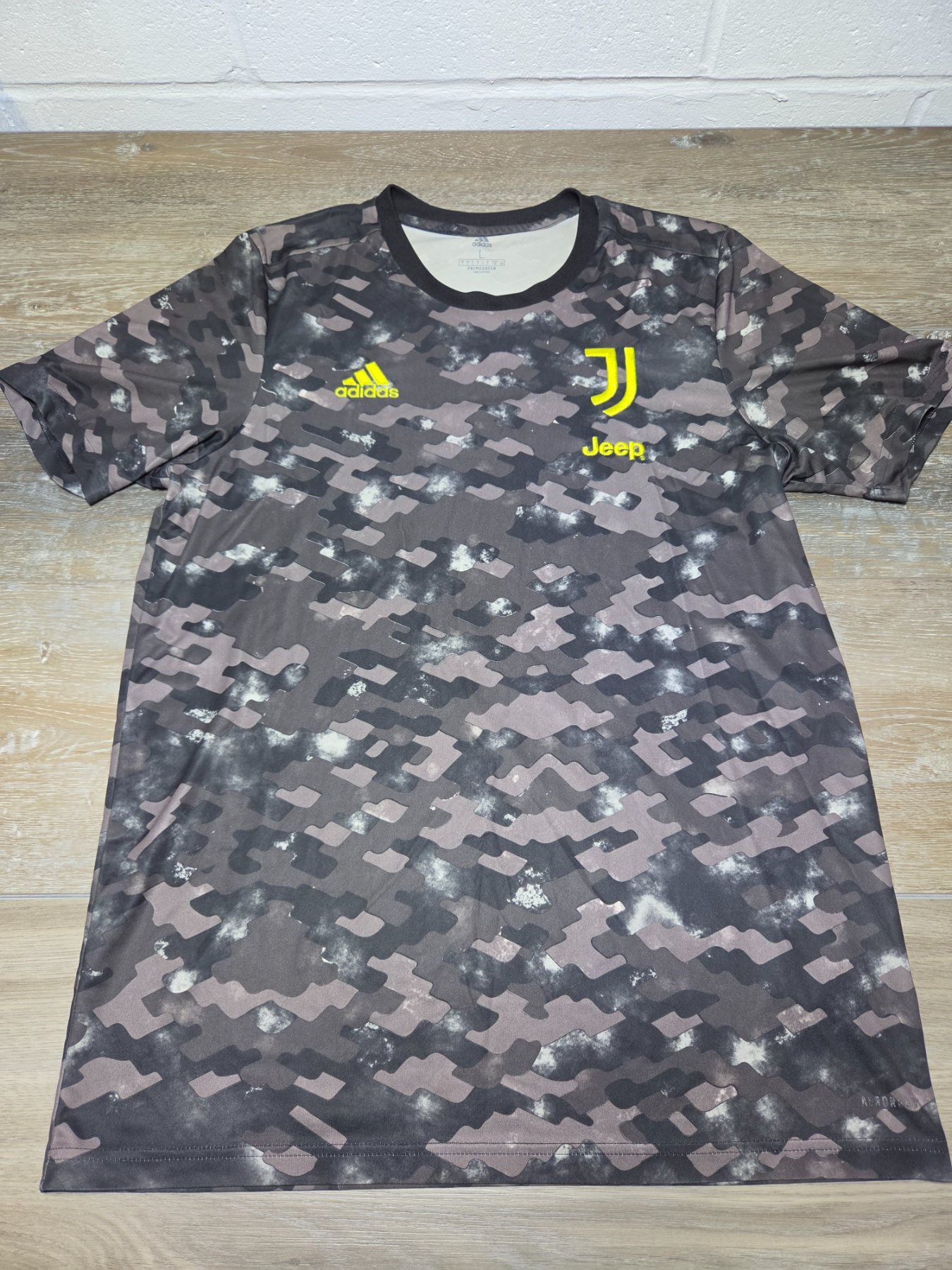 Adidas Juventus FC Pre-Match Soccer Jersey Men's L Gray Camo