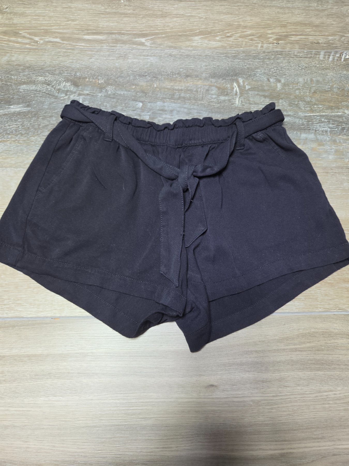 Arizona Jean Co Paperbag Tie Belt Shorts Women's M Black