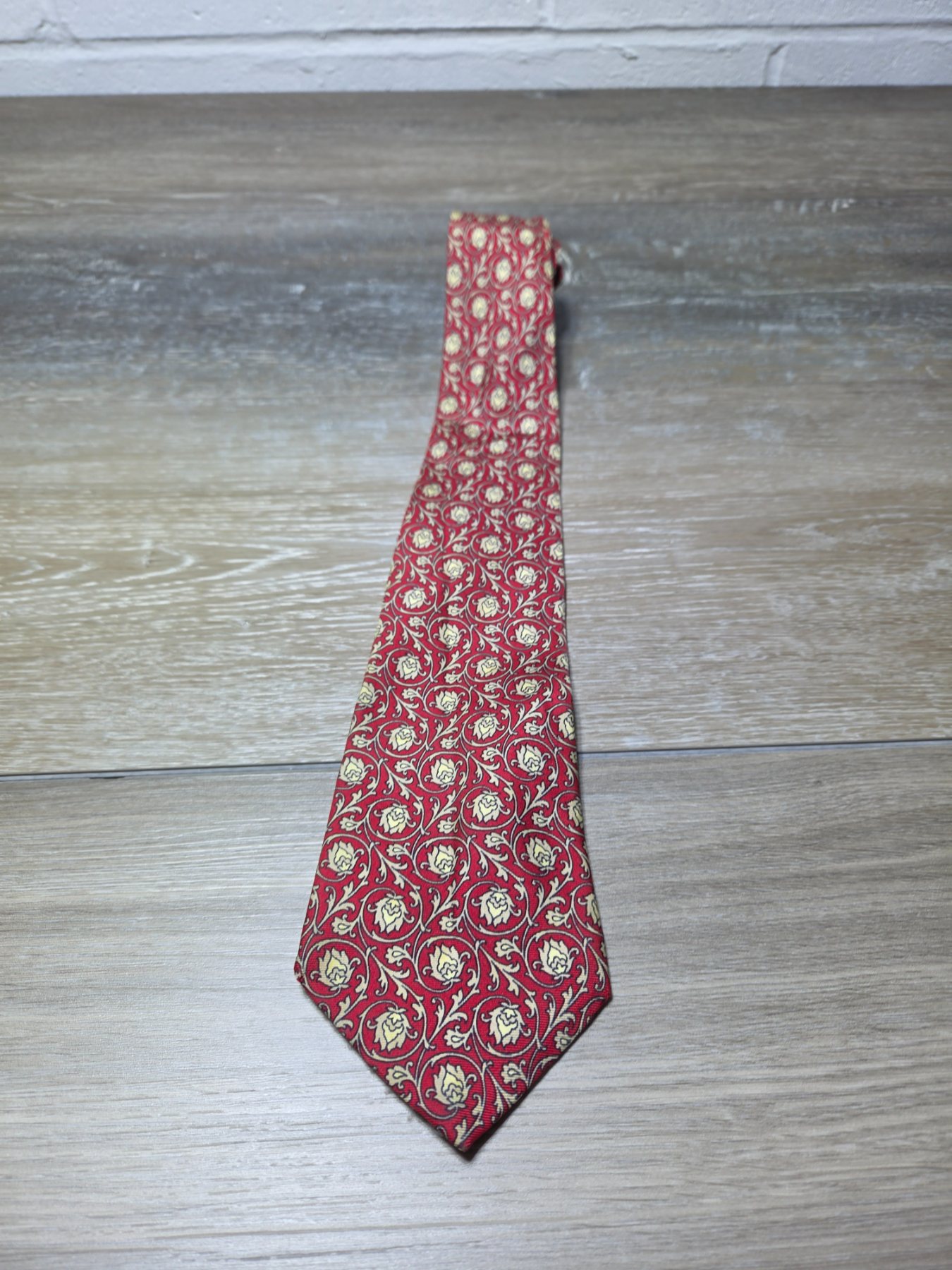 Pierre Cardin Couture Collection Red Floral 100% Silk Neck Tie