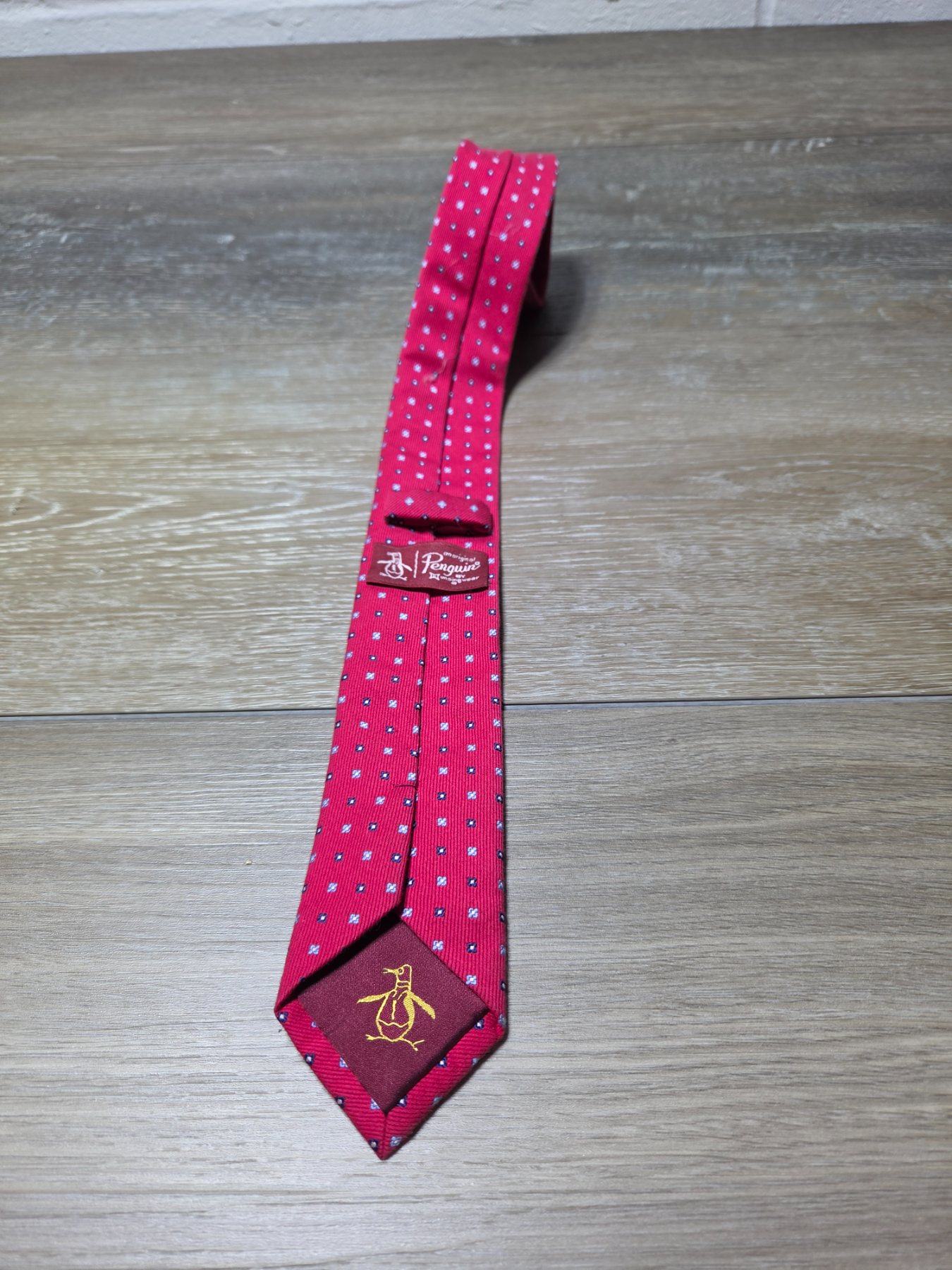 Original Penguin by Munsingwear Red 100% Silk Geometric Necktie