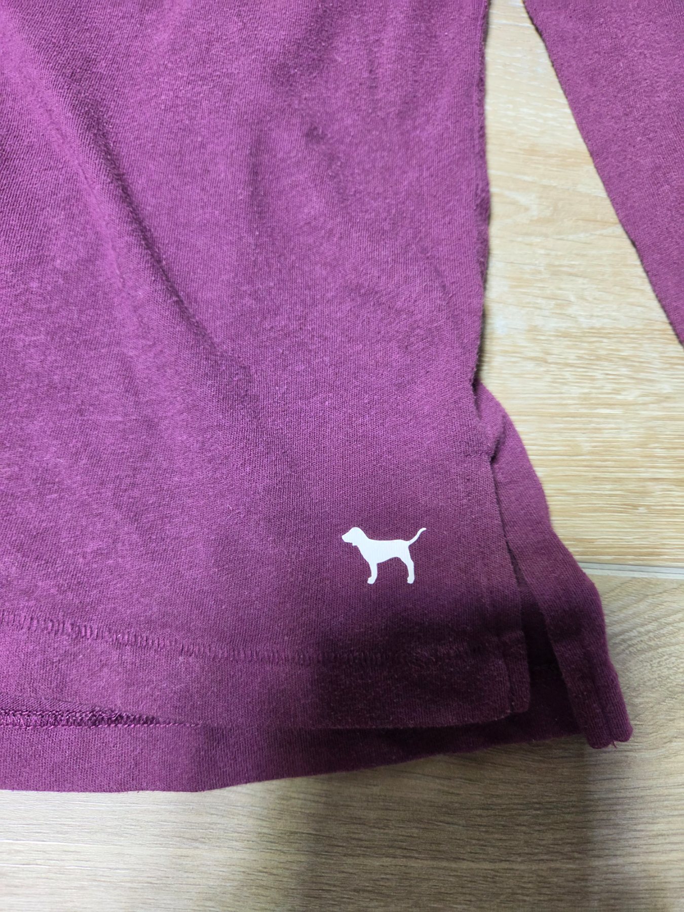 PINK Victoria's Secret V-Neck Long Sleeve Graphic Tee Women's S Purple - Image 2