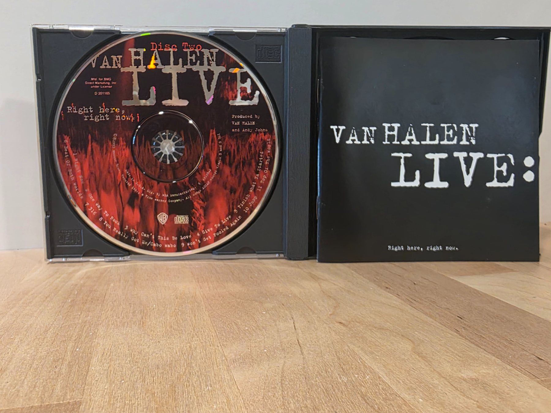 Van Halen Live: Right Here, Right Now 2 CD Set 1993 - Image 3