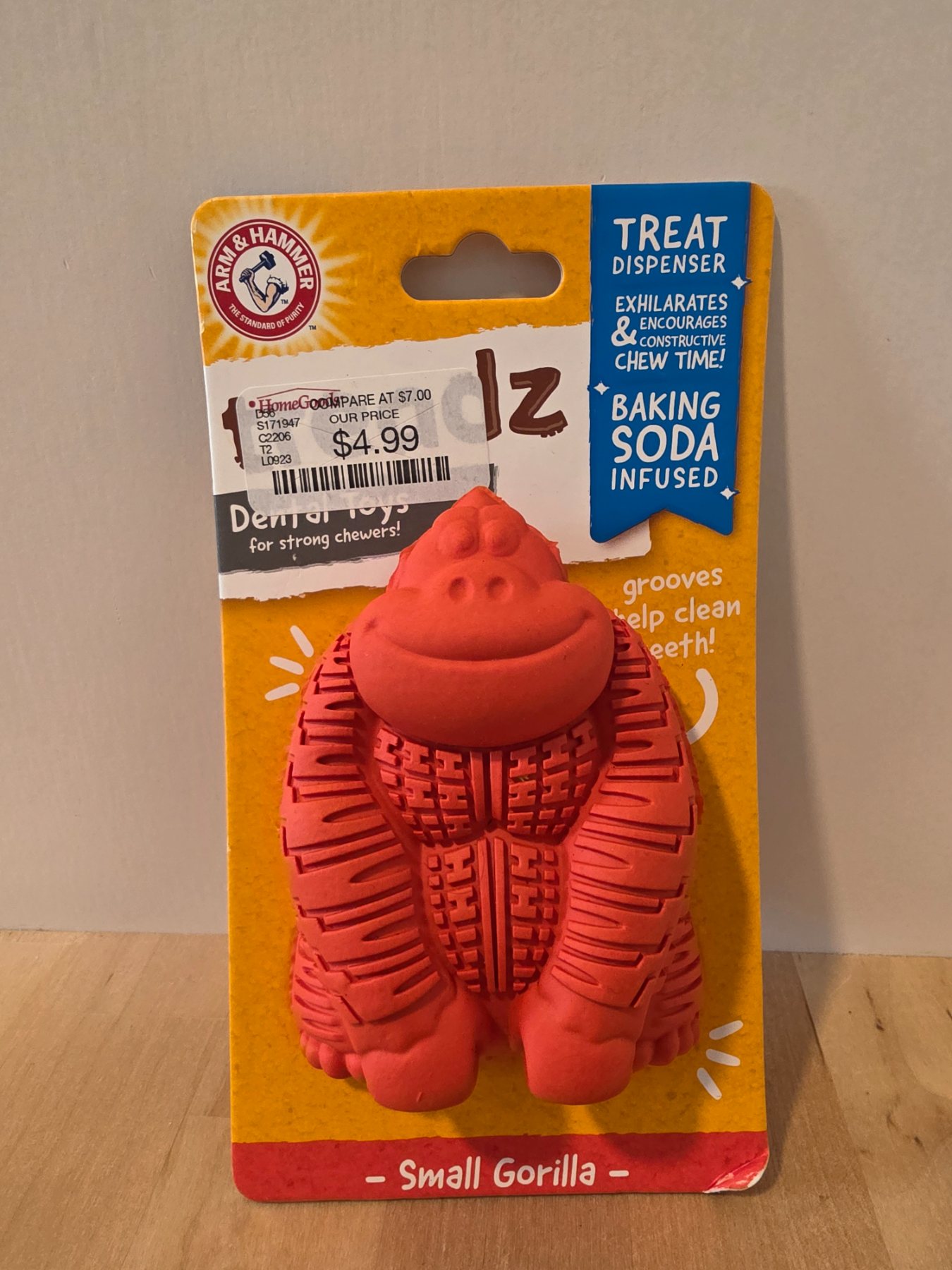 Arm & Hammer Treadz Small Gorilla Dental Dog Chew Toy Treat Dispenser