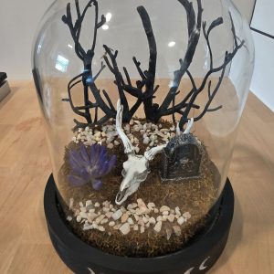 Spirit Halloween Mystic Graveyard Terrarium Skull Glass Dome Decor