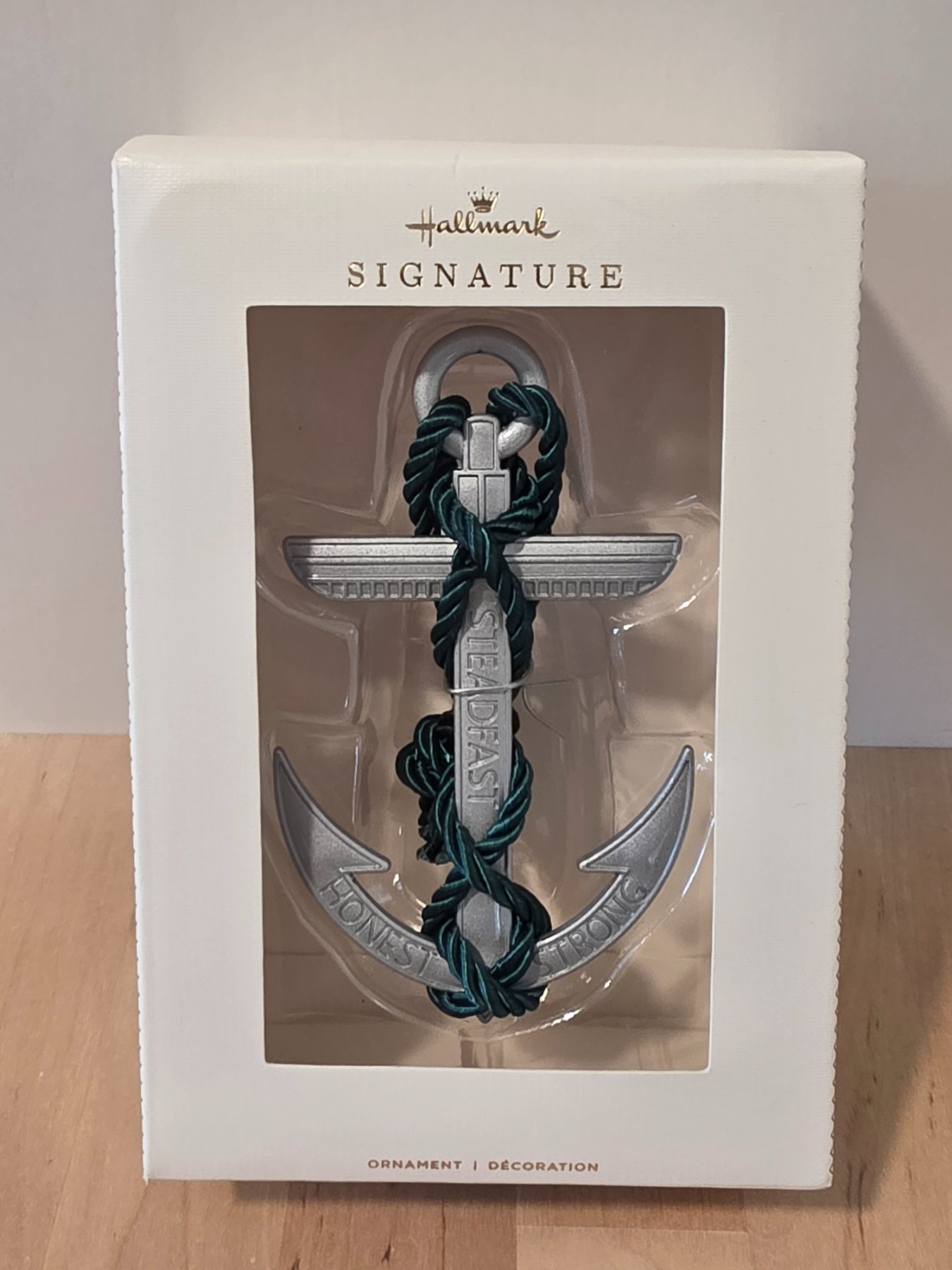 Hallmark Signature Set Sail for Happiness Anchor Rope Ornament 1HDL2137