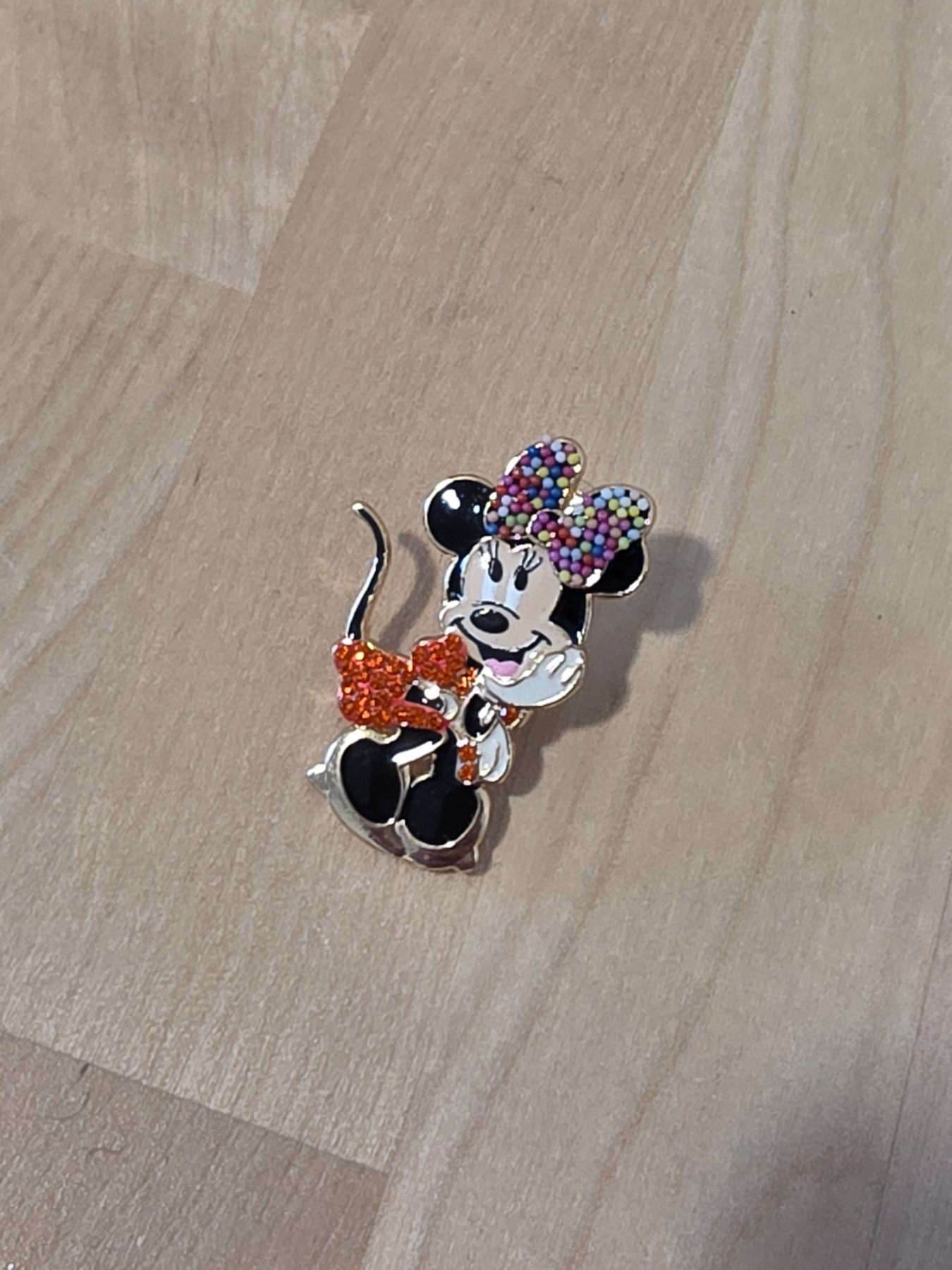 Disney Minnie Mouse Holding Glitter Cat Character Pin