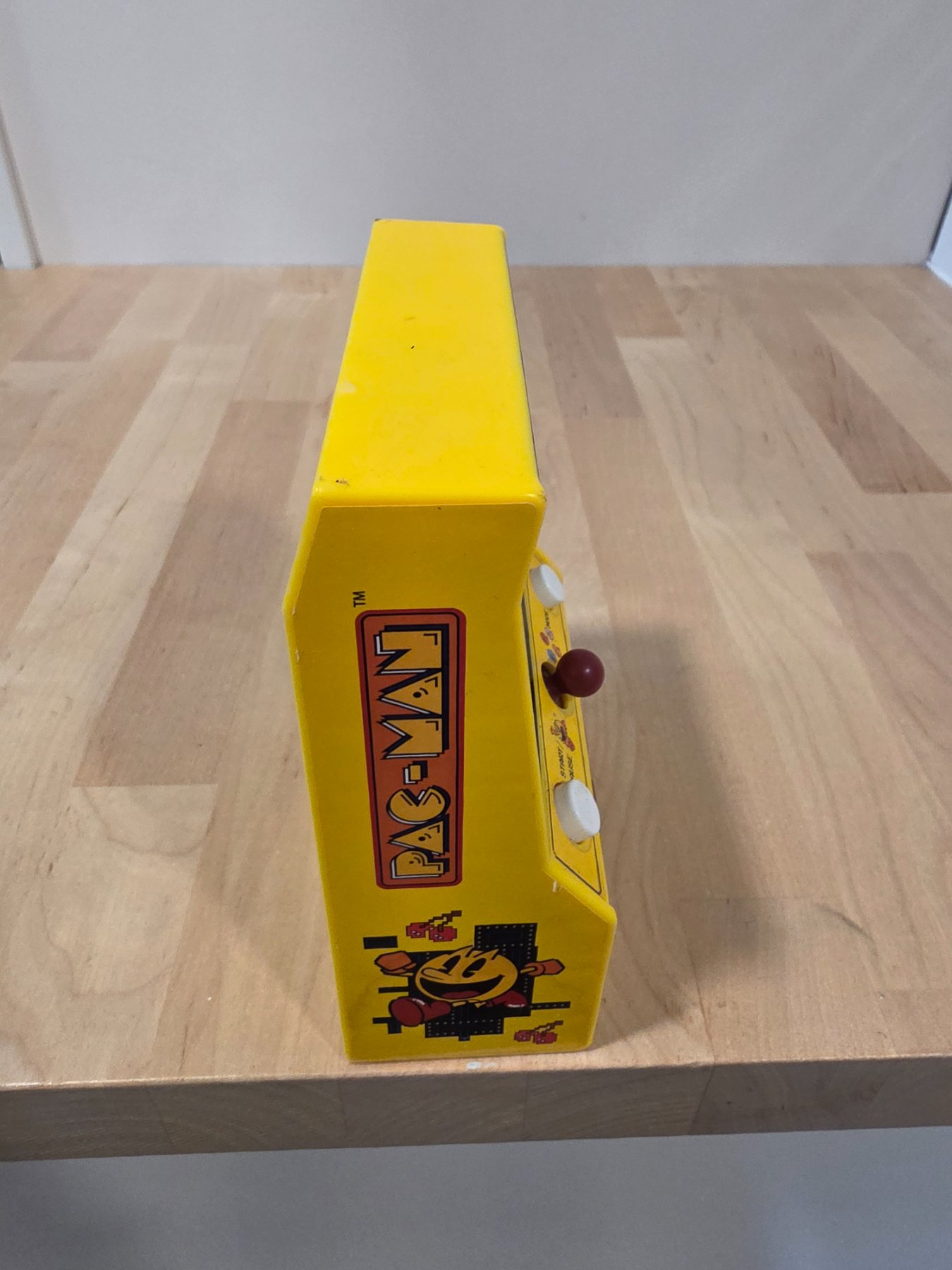 Basic Fun Pac-Man Mini Tabletop Arcade LCD Electronic Game 09521 - Image 3