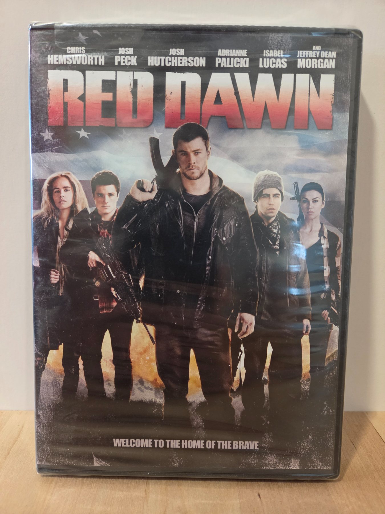 Red Dawn DVD 2012 Chris Hemsworth Josh Hutcherson Widescreen