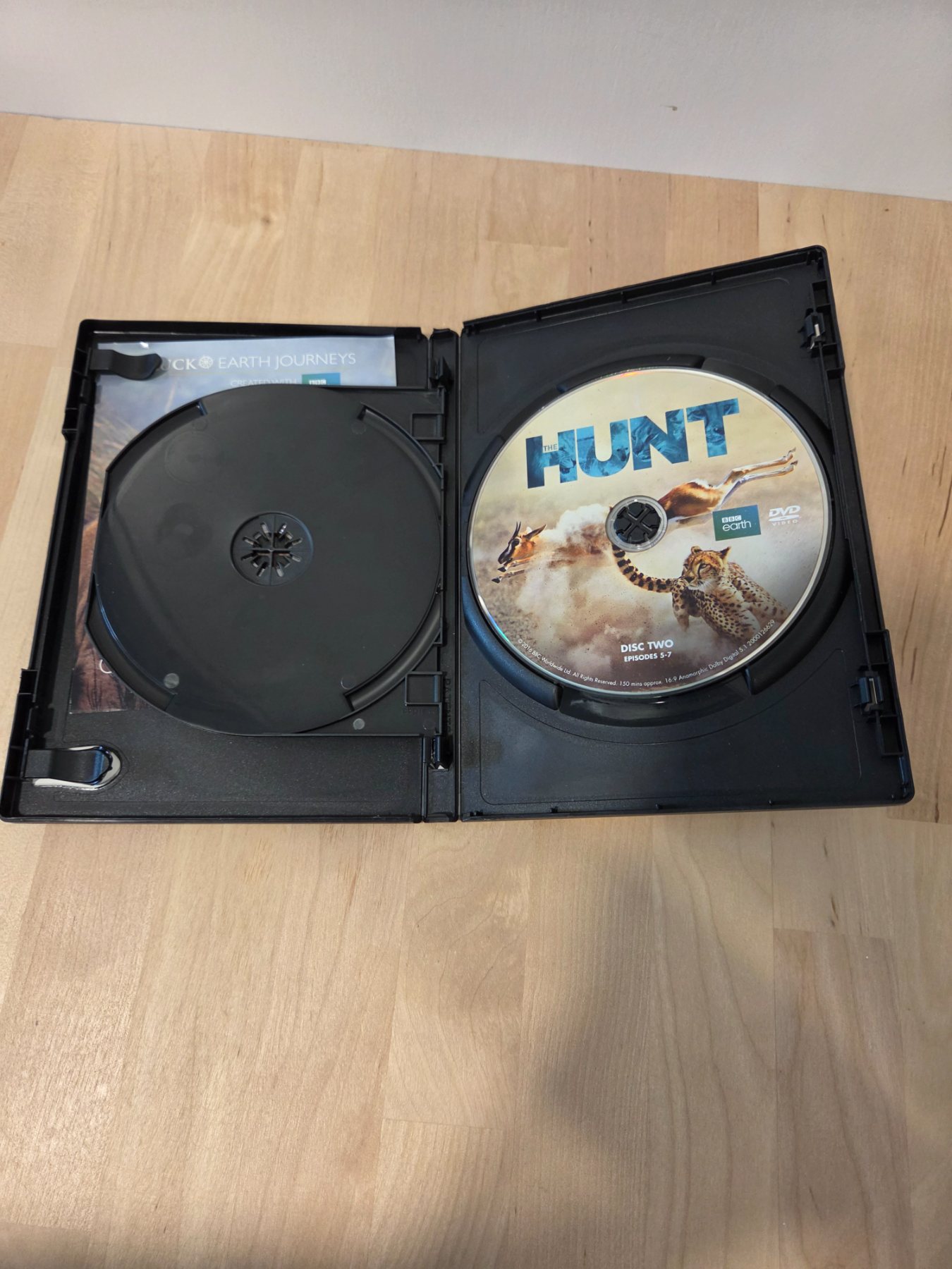 BBC Earth The Hunt Nothing Is Certain 2-Disc DVD David Attenborough - Image 4