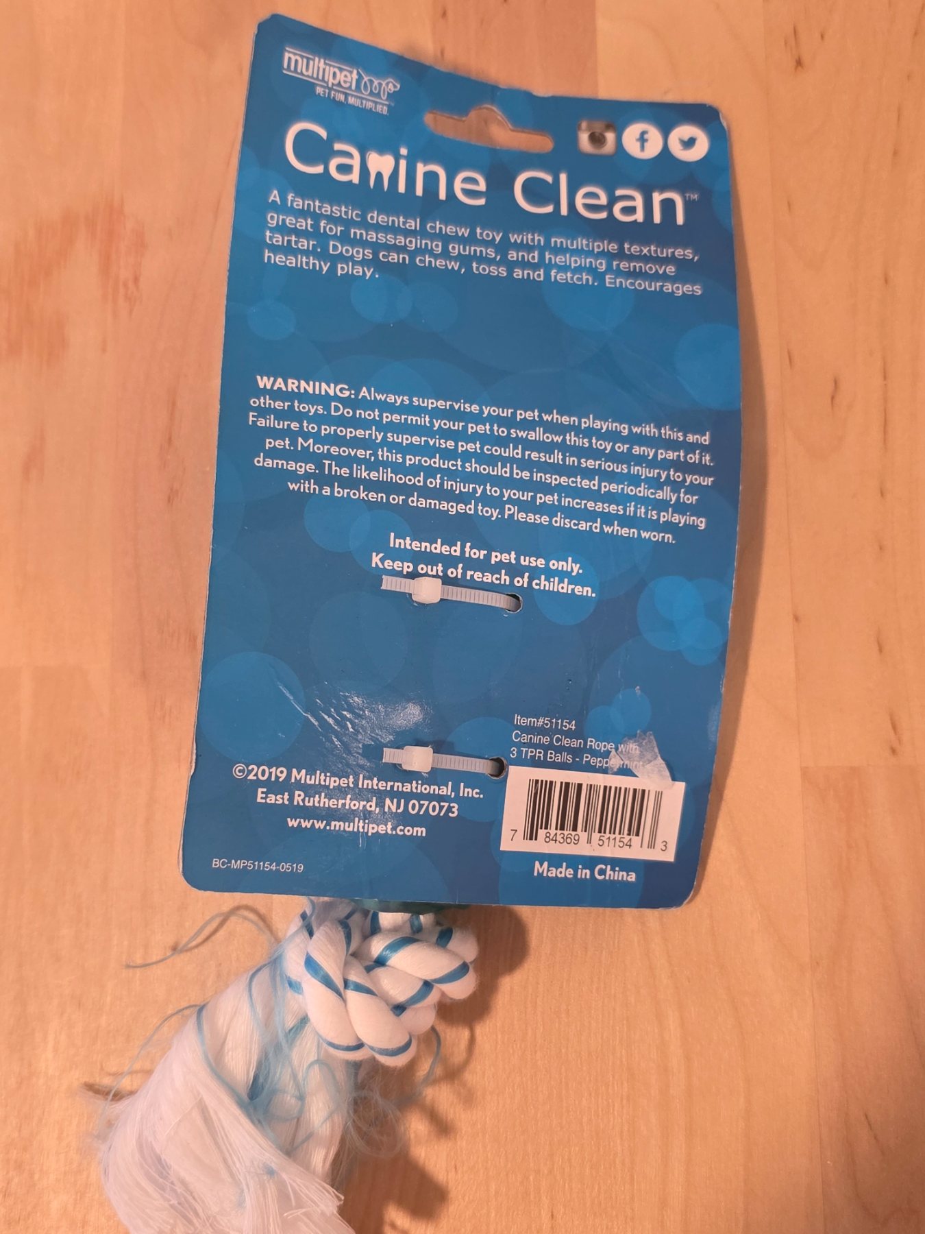 Multipet Canine Clean Peppermint Rope Dog Toy 3 TPR Balls - Image 2