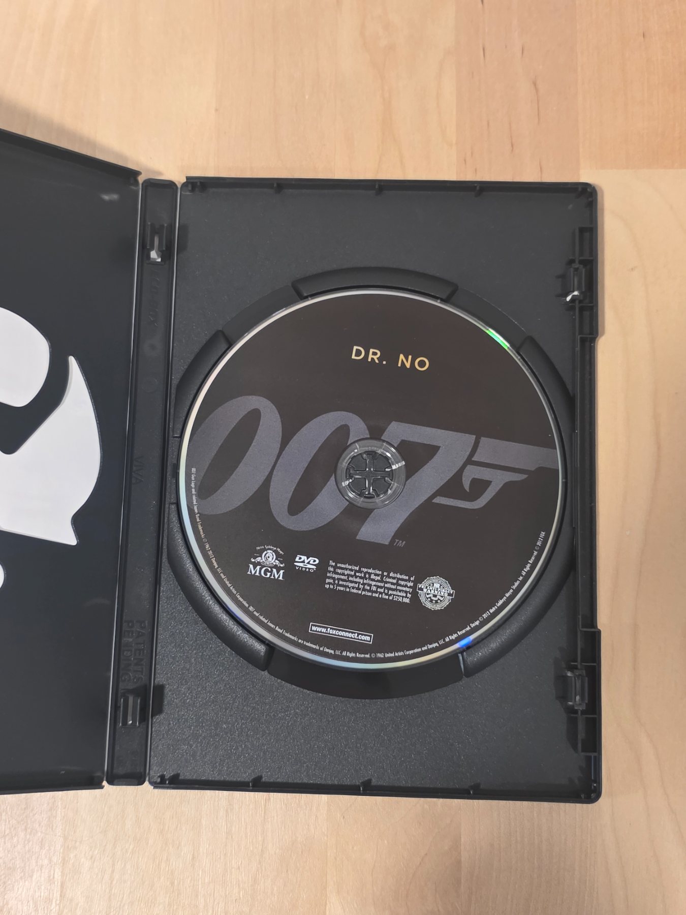 Dr. No 007 DVD Sean Connery James Bond Widescreen MGM - Image 3