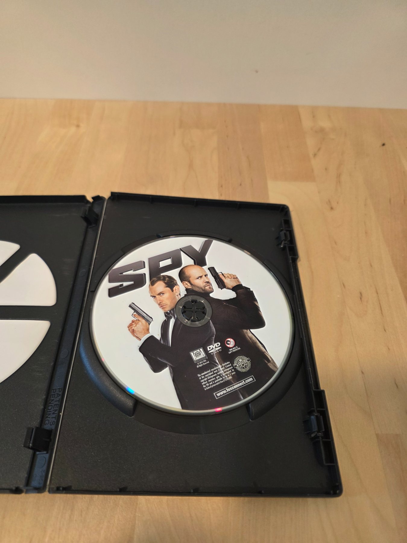 Spy DVD 2015 Melissa McCarthy Jason Statham Rose Byrne - Image 3