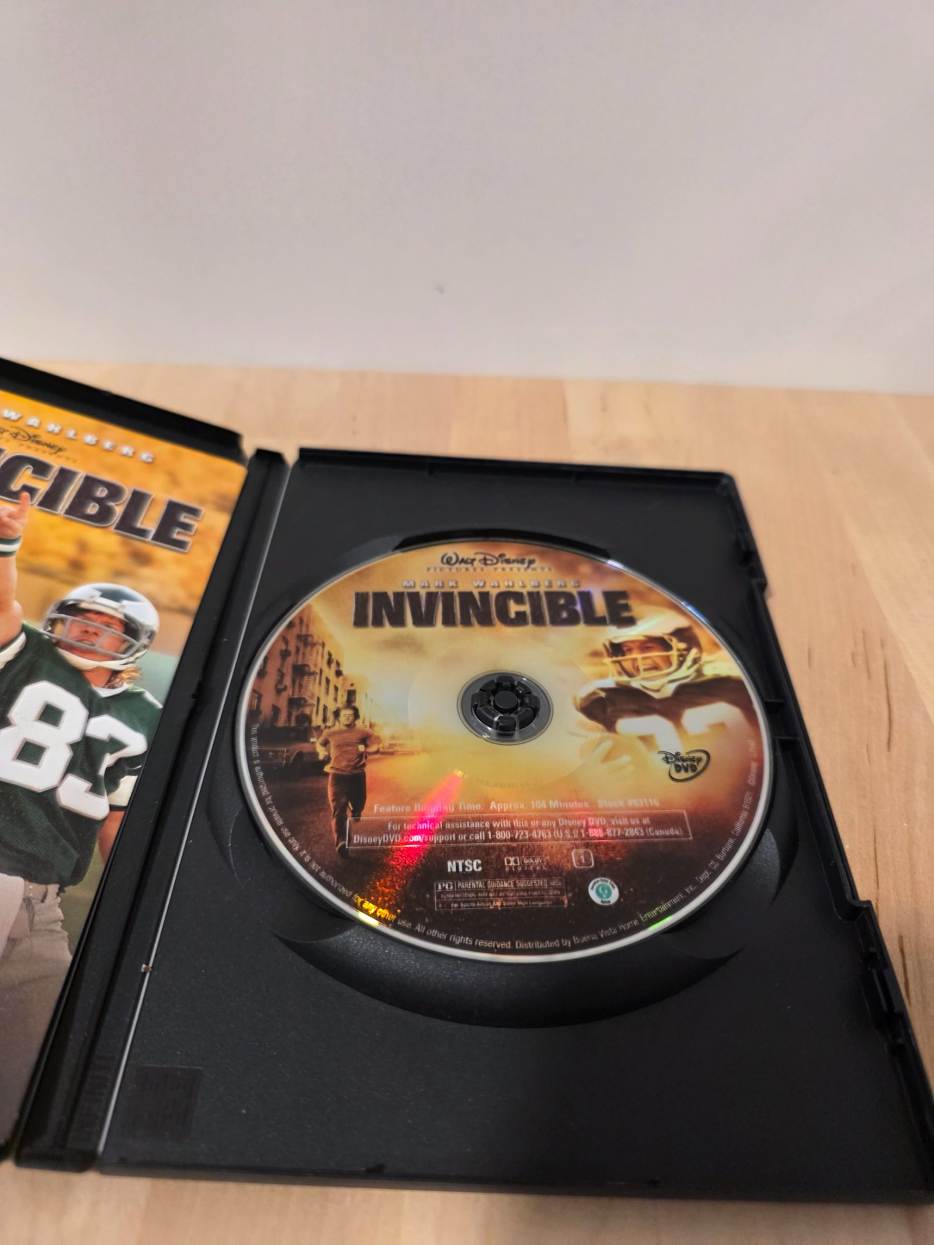 Invincible DVD 2006 Widescreen Mark Wahlberg Disney Football - Image 3