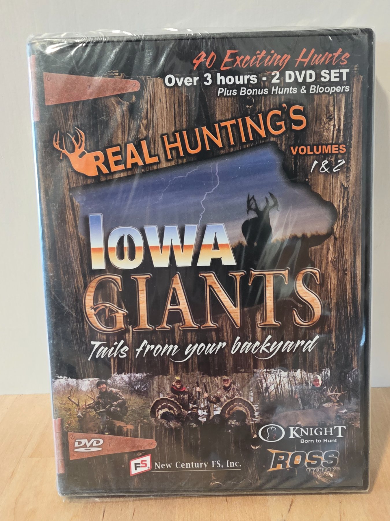 Real Hunting's Iowa Giants Volumes 1 & 2 2-Disc DVD Set
