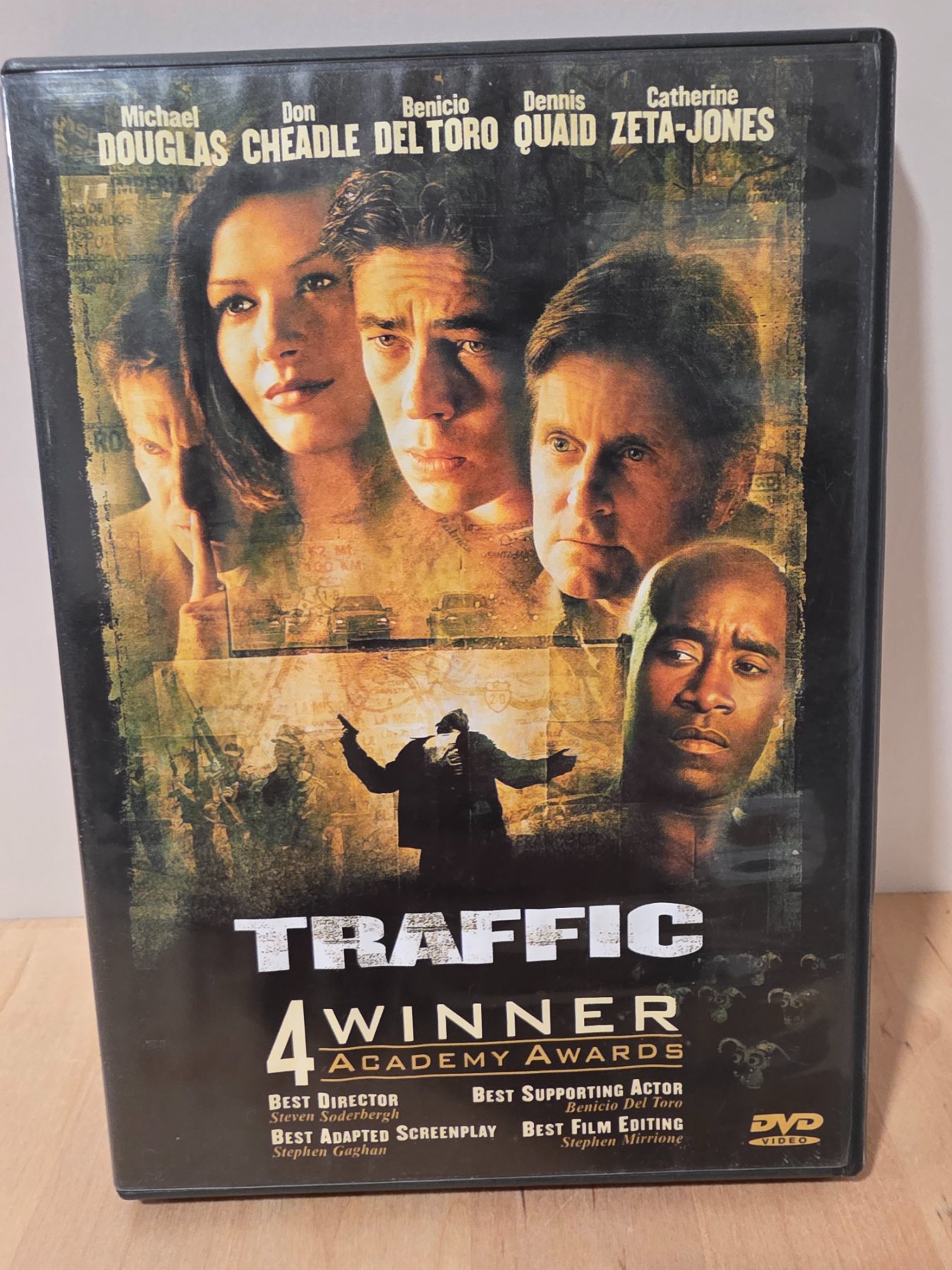 Traffic DVD Widescreen Michael Douglas Benicio Del Toro Catherine Zeta-Jones