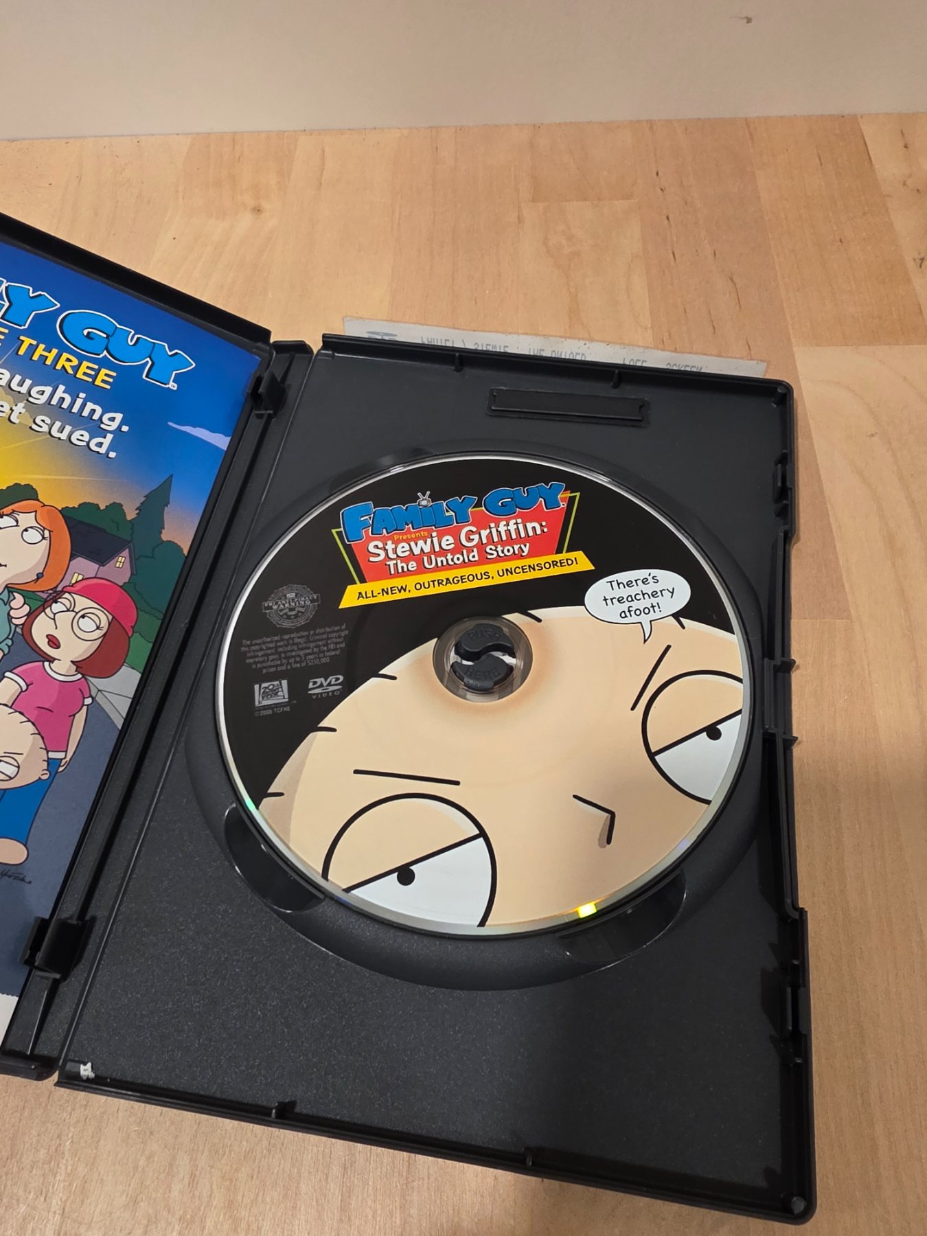 Family Guy Presents Stewie Griffin The Untold Story Uncensored DVD 2005 - Image 3