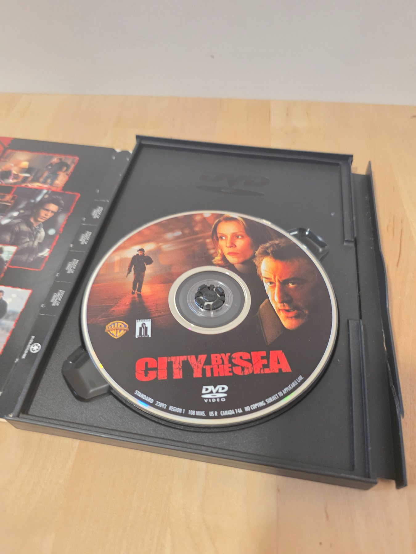 City by the Sea DVD Full Screen 2003 Robert De Niro James Franco - Image 3