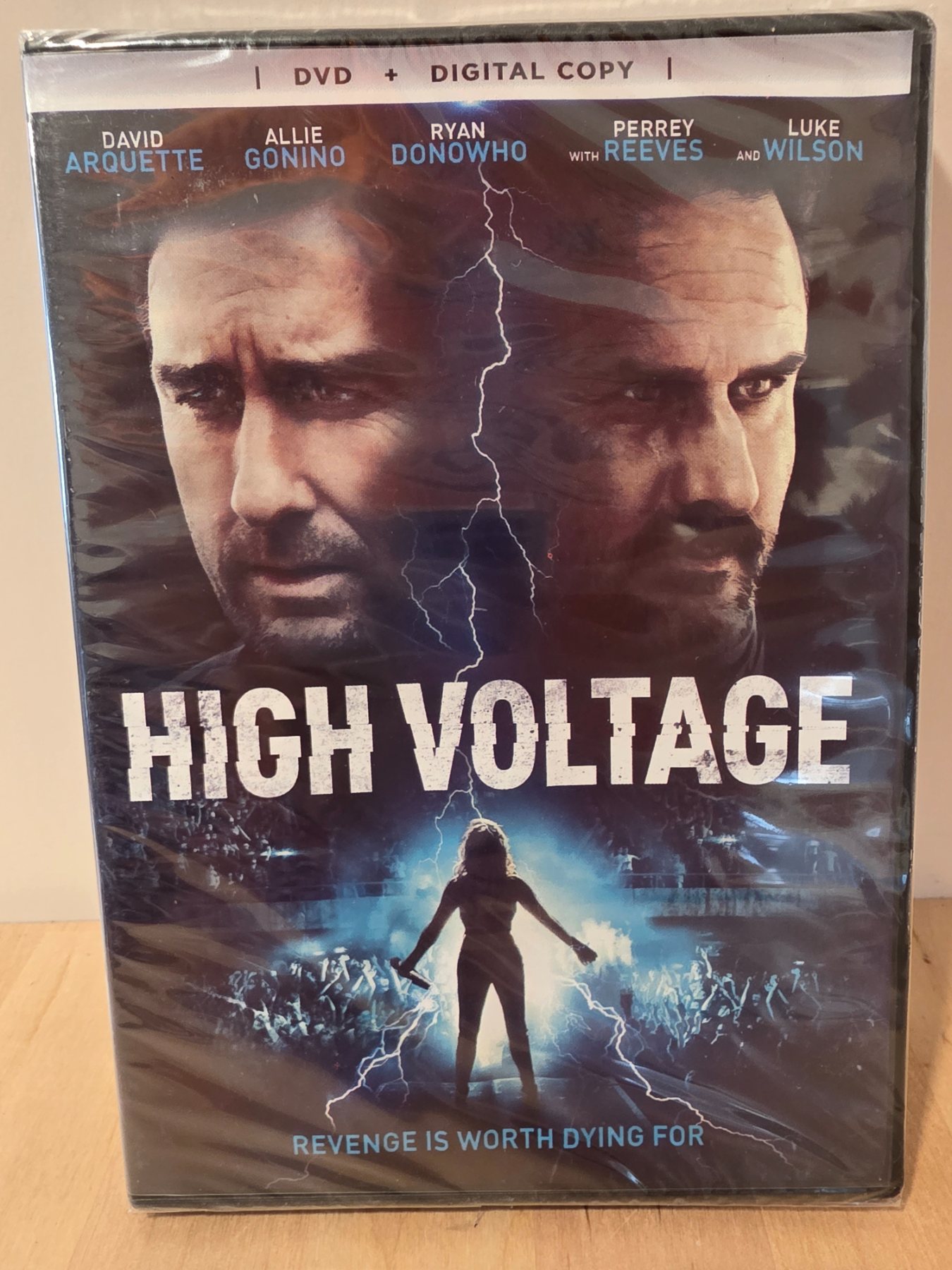 High Voltage DVD 2018 David Arquette Luke Wilson Digital Copy