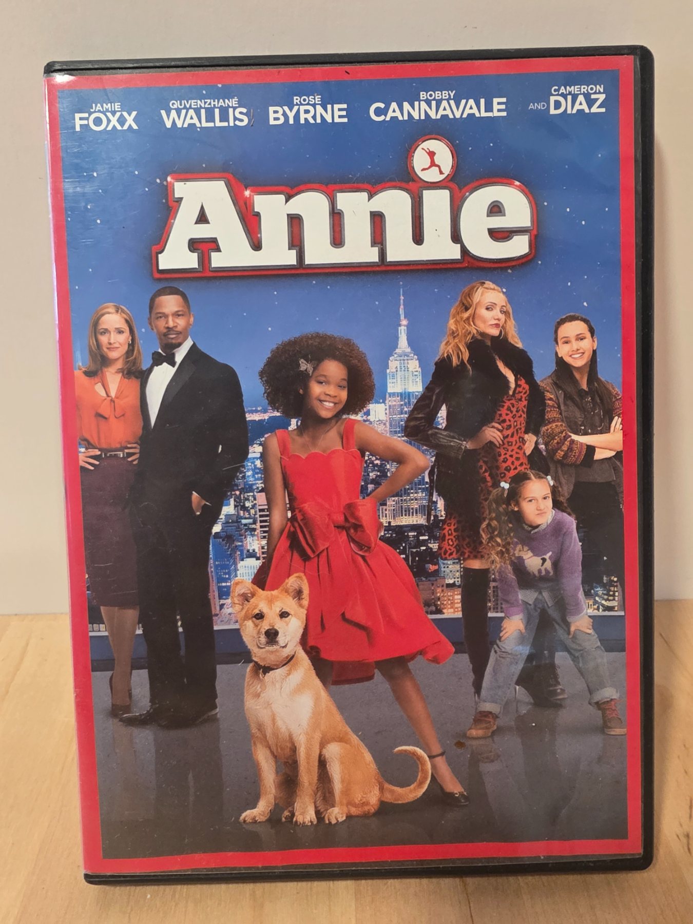 Annie DVD 2014 Widescreen Jamie Foxx Quvenzhane Wallis Cameron Diaz