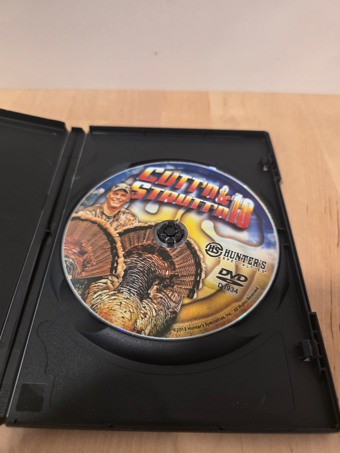 Cutt'n & Strutt'n 18 Turkey Hunting DVD 21 Hunts 32 Kills - Image 3