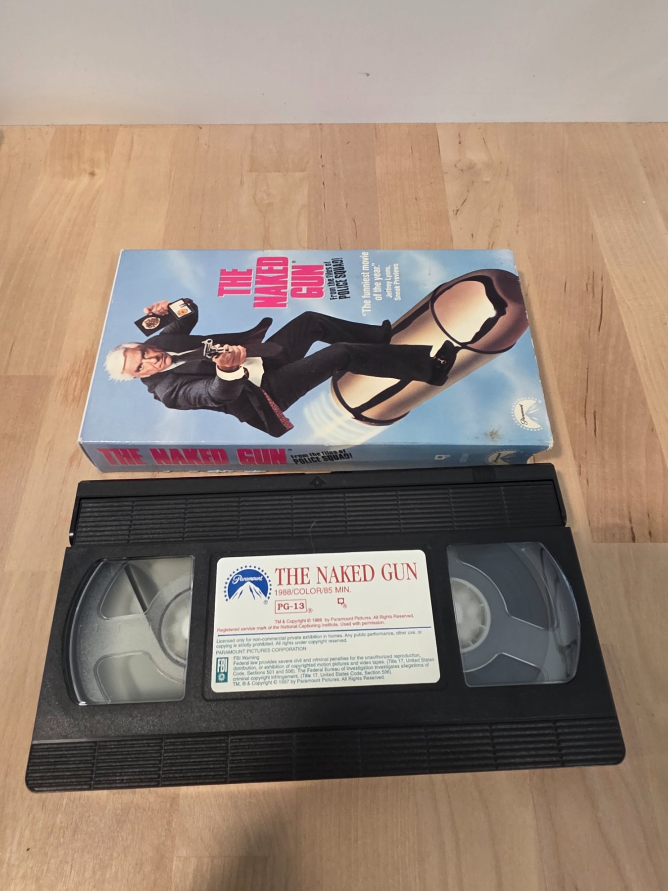 The Naked Gun From the Files of Police Squad VHS 1988 Leslie Nielsen - Image 3