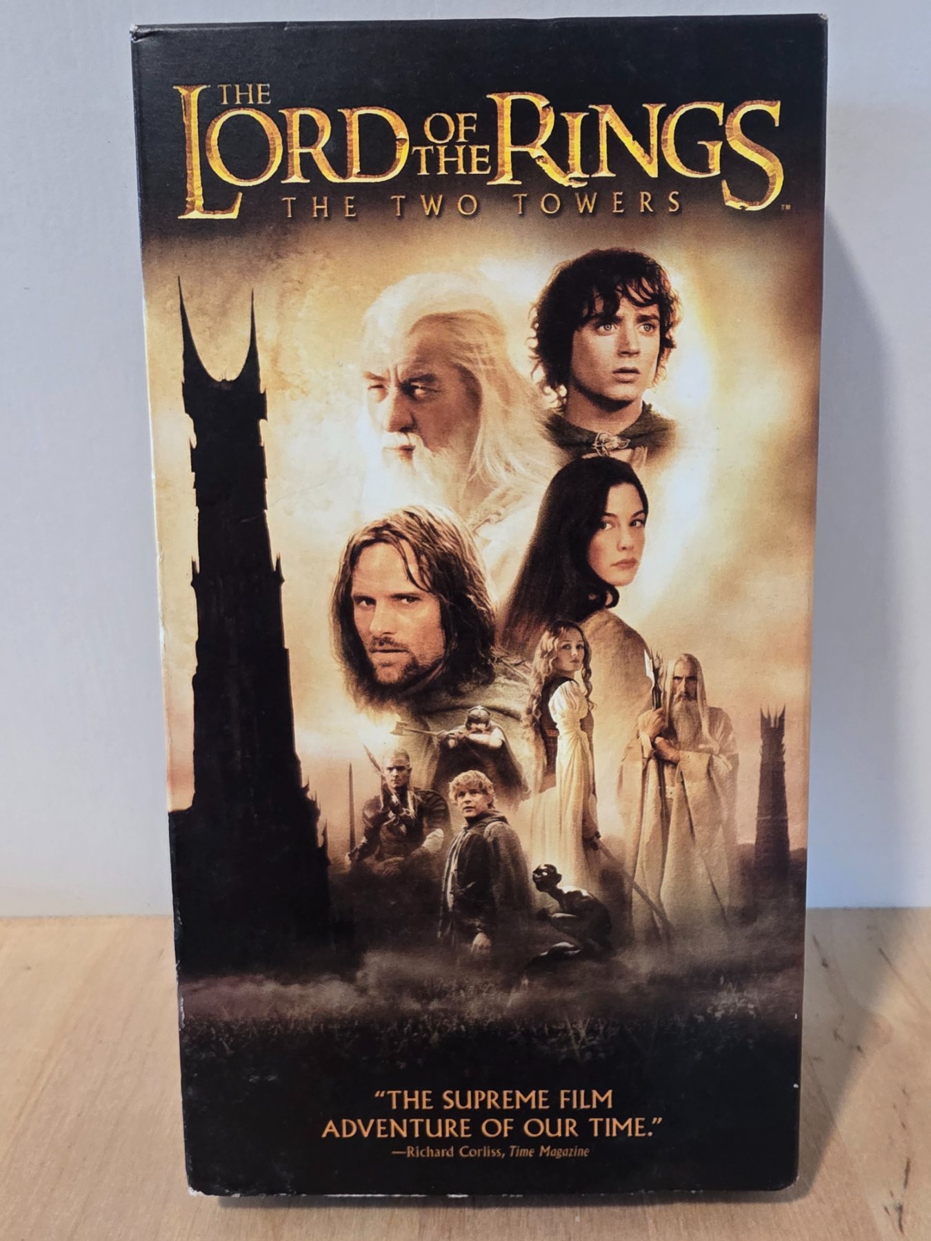 The Lord of the Rings The Two Towers VHS 2002 Fantasy Adventure
