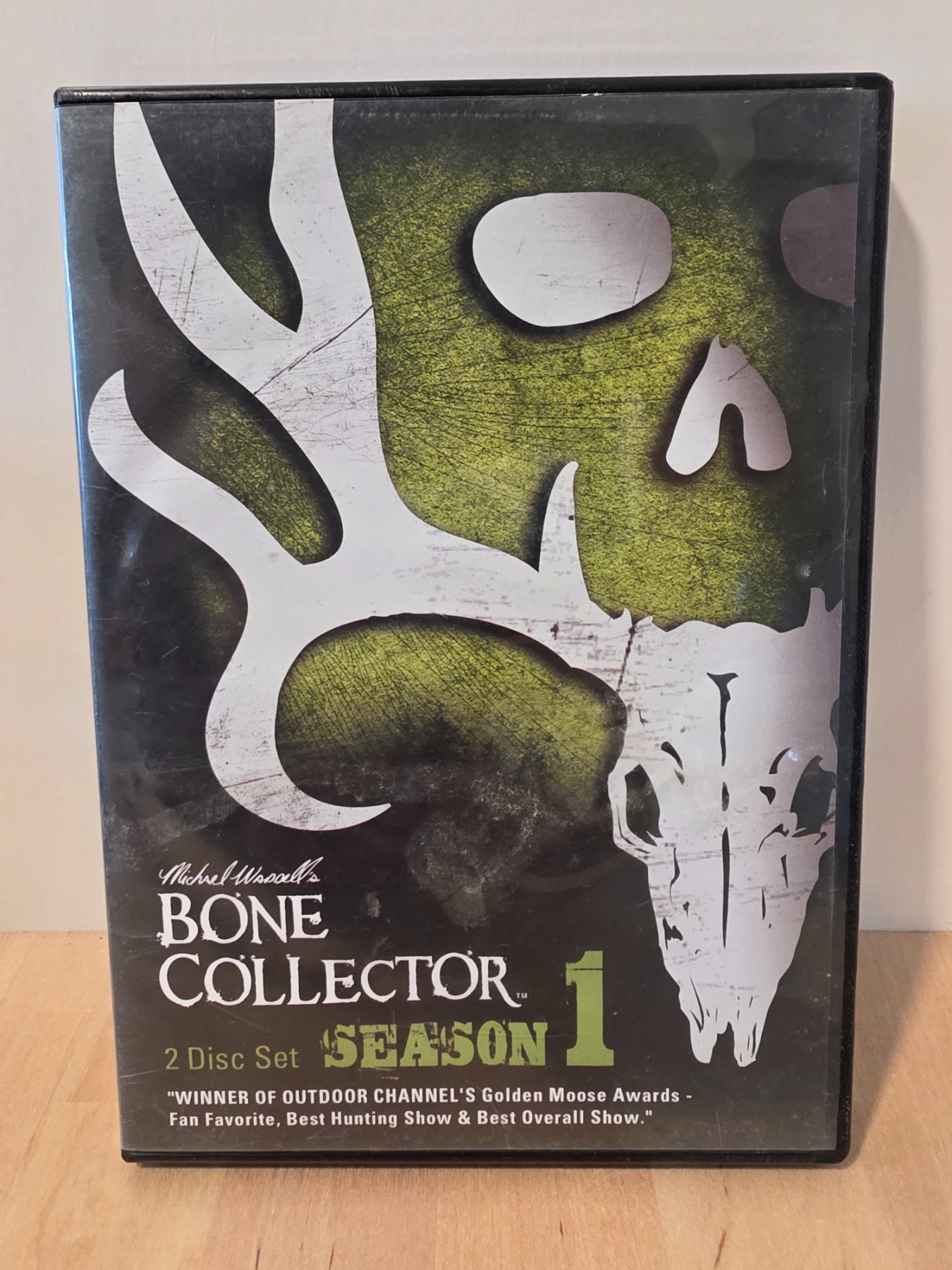 Michael Waddell's Bone Collector Season 1 2-Disc DVD Set