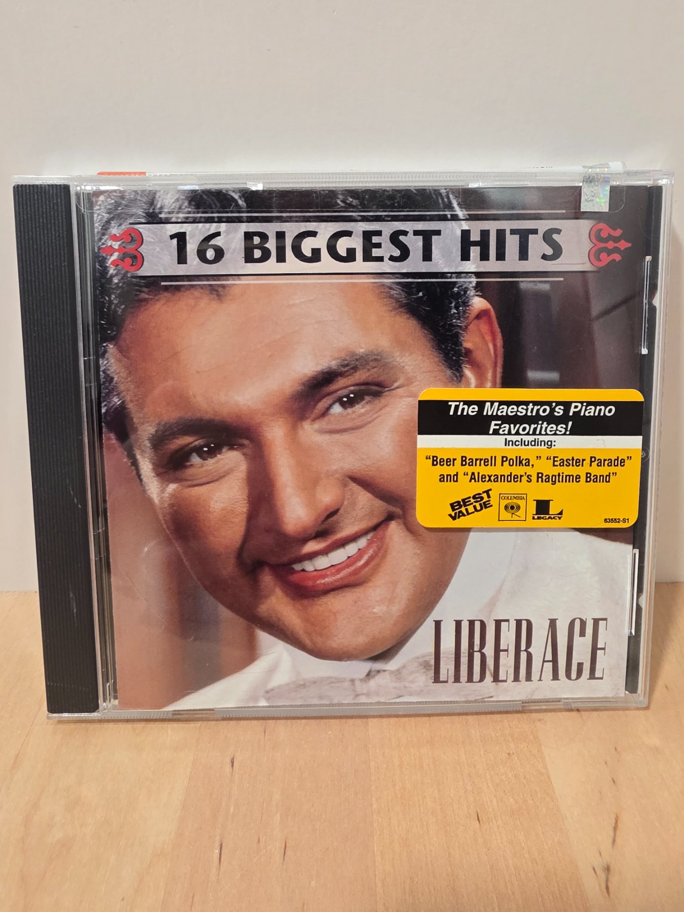 Liberace 16 Biggest Hits CD 2000 Columbia Legacy CK 63552