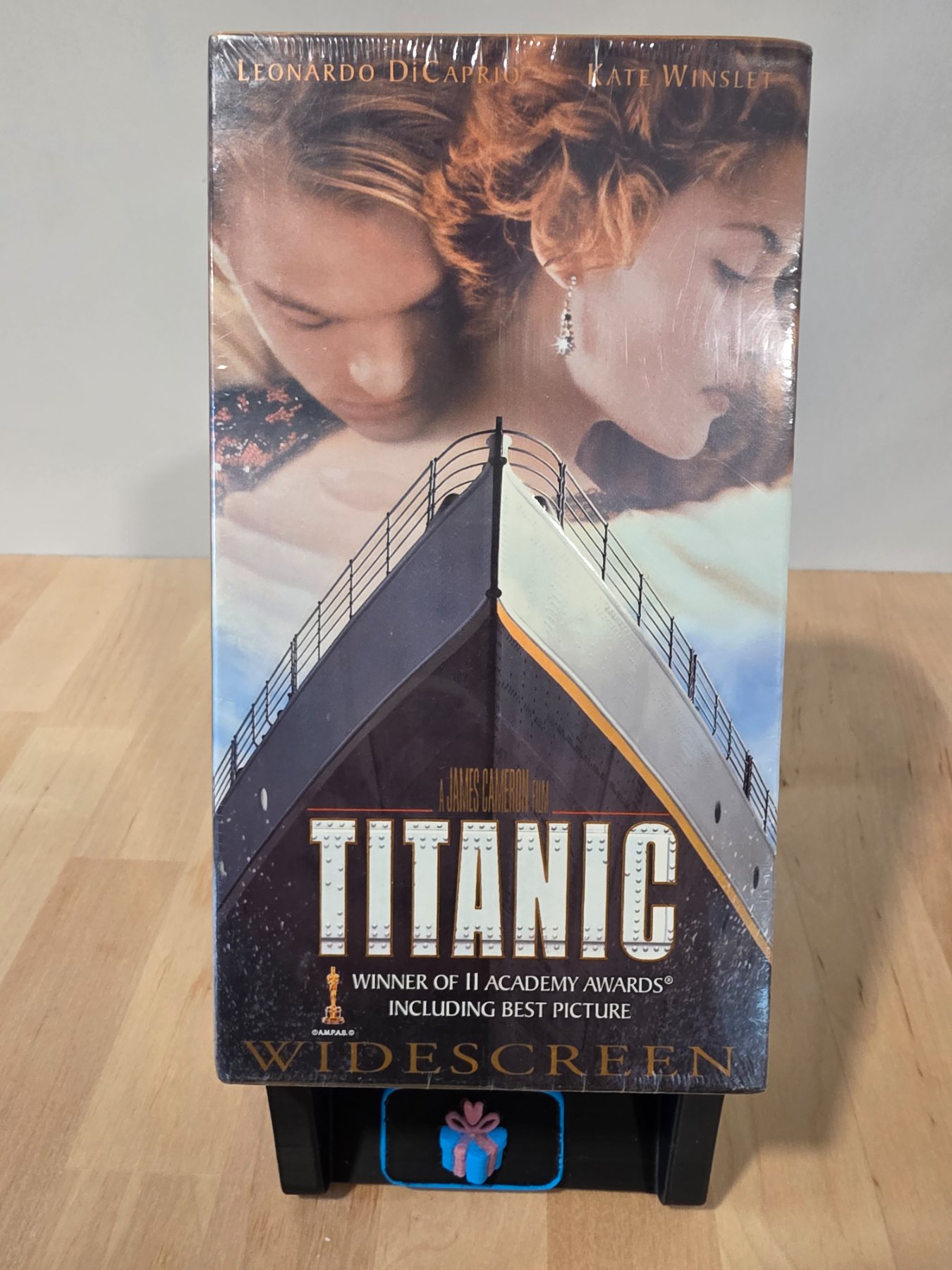 Titanic Widescreen VHS 2-Tape Set 1997 Leonardo DiCaprio Kate Winslet