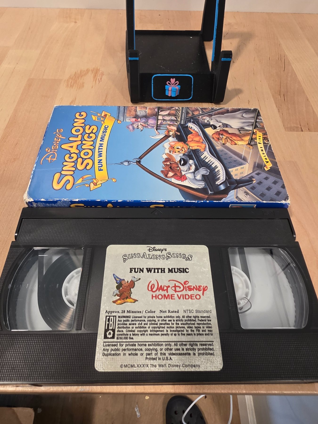Disney Sing Along Songs Fun with Music Volume Five VHS Oliver & Company - Image 3