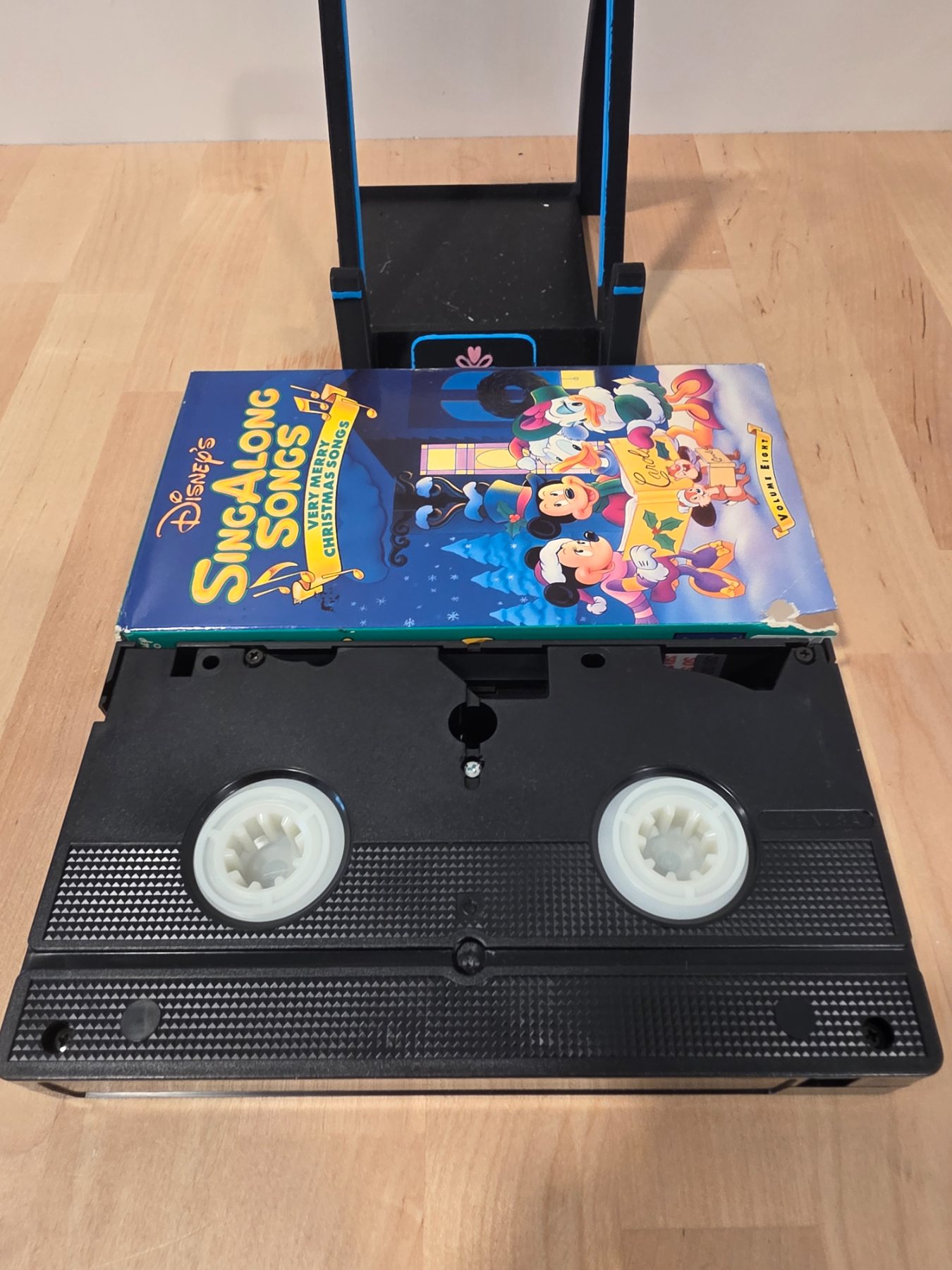 Disney Sing Along Songs Very Merry Christmas Songs Volume Eight VHS - Image 4