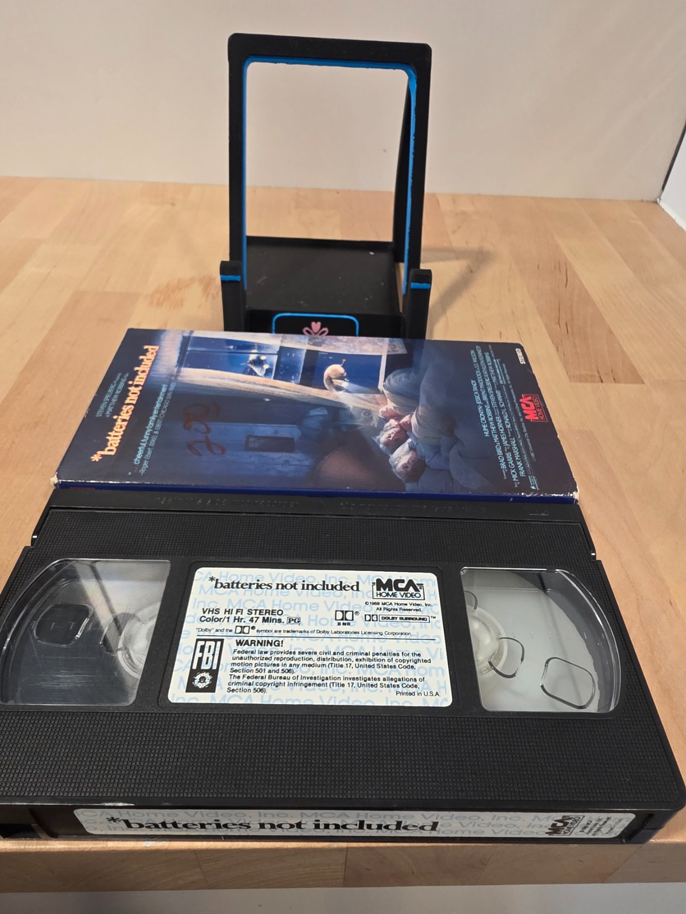 *batteries not included VHS 1988 MCA Home Video Hume Cronyn - Image 3
