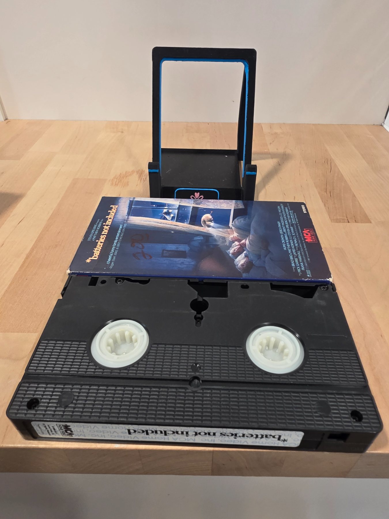 *batteries not included VHS 1988 MCA Home Video Hume Cronyn - Image 5