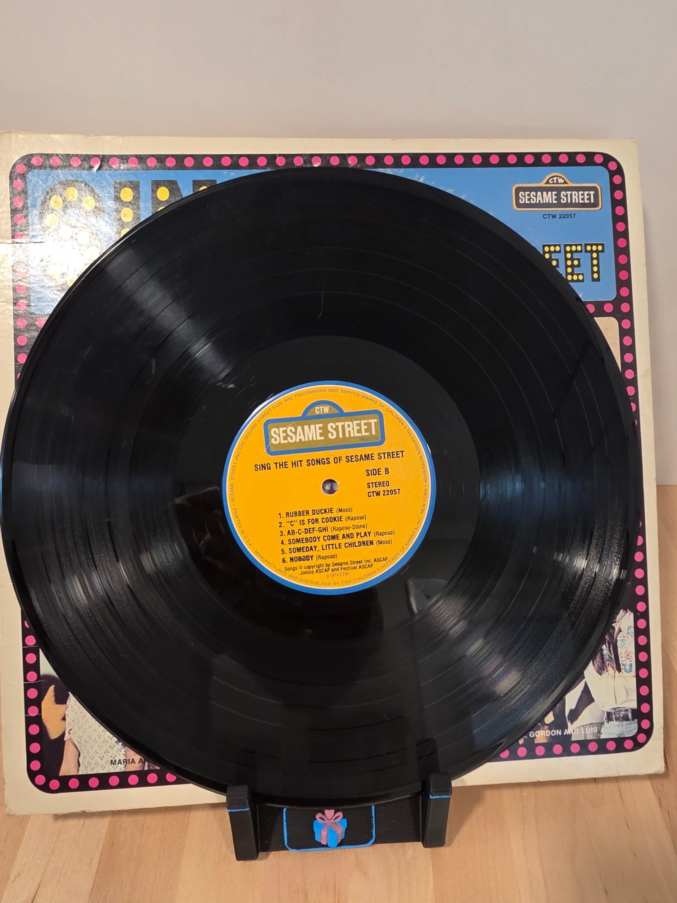 Vintage 1974 Sesame Street Sing The Hit Songs LP CTW 22057 Vinyl - Image 6