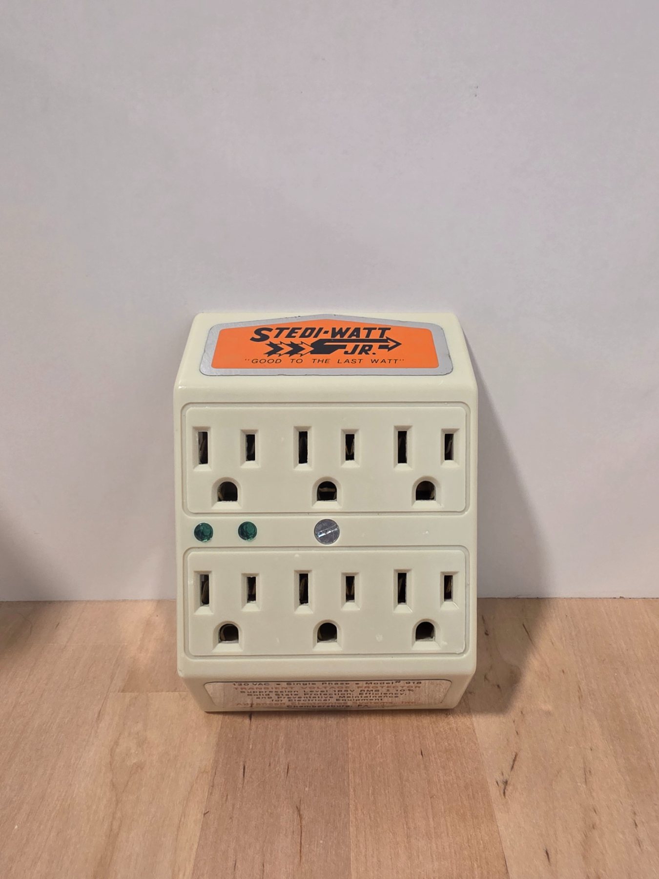 Stedi-Watt Jr Model 918 Diagnostic Power Purifier 6 Outlet Protector