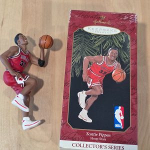 1999 Hallmark Keepsake Scottie Pippen Hoop Stars #5 Chicago Bulls Ornament