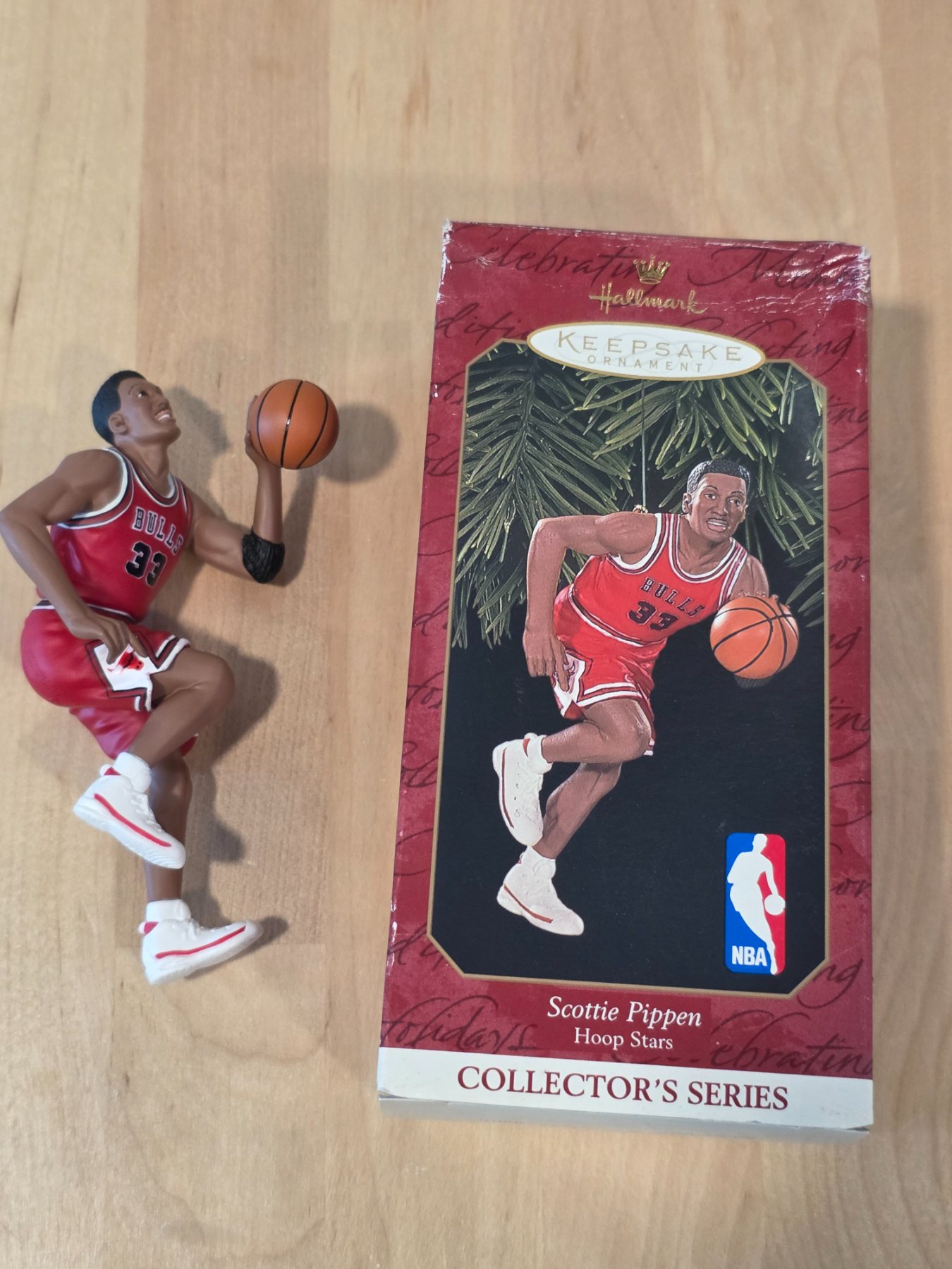1999 Hallmark Keepsake Scottie Pippen Hoop Stars #5 Chicago Bulls Ornament