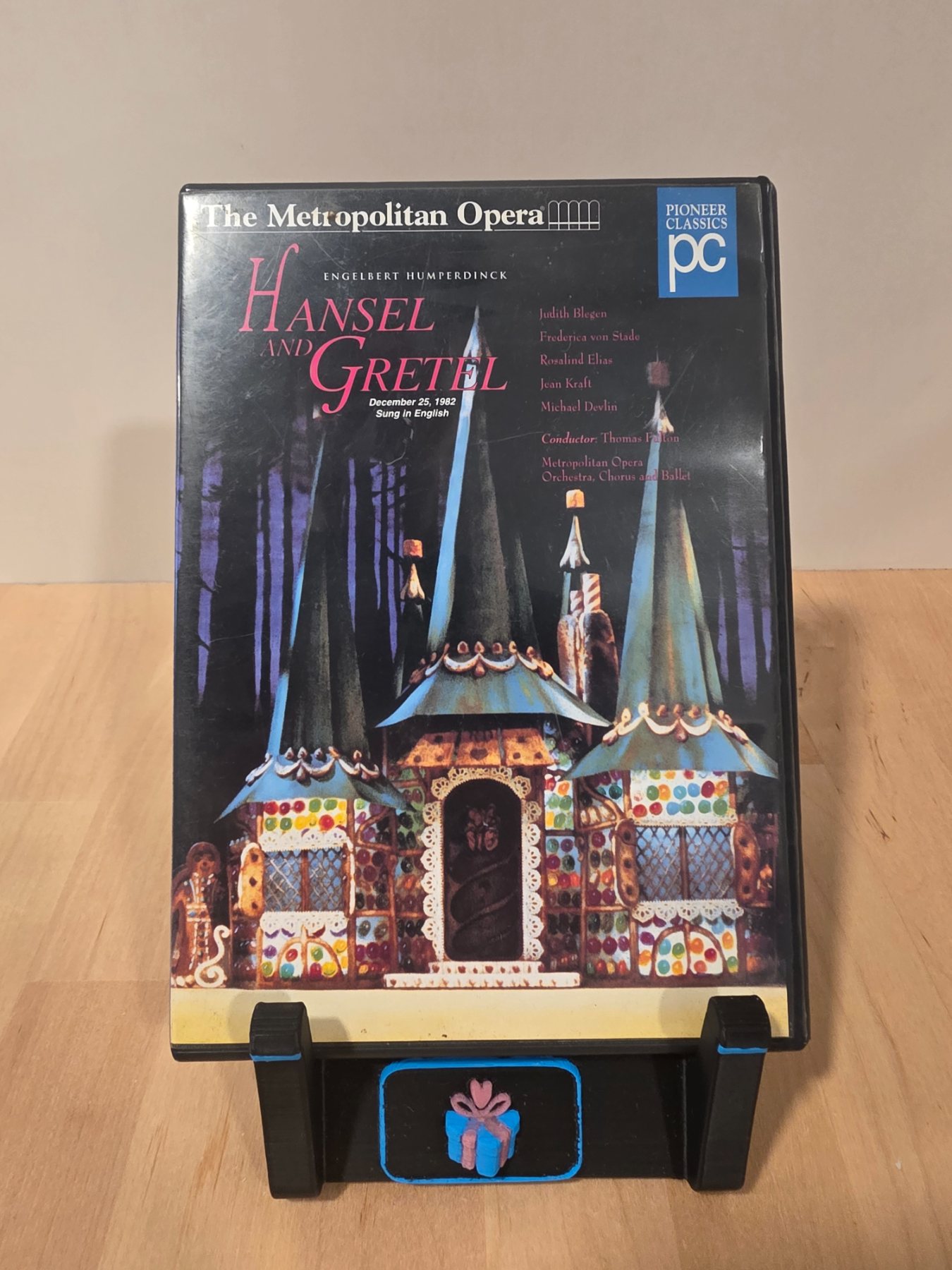 Hansel and Gretel Metropolitan Opera 1982 Pioneer Classics DVD