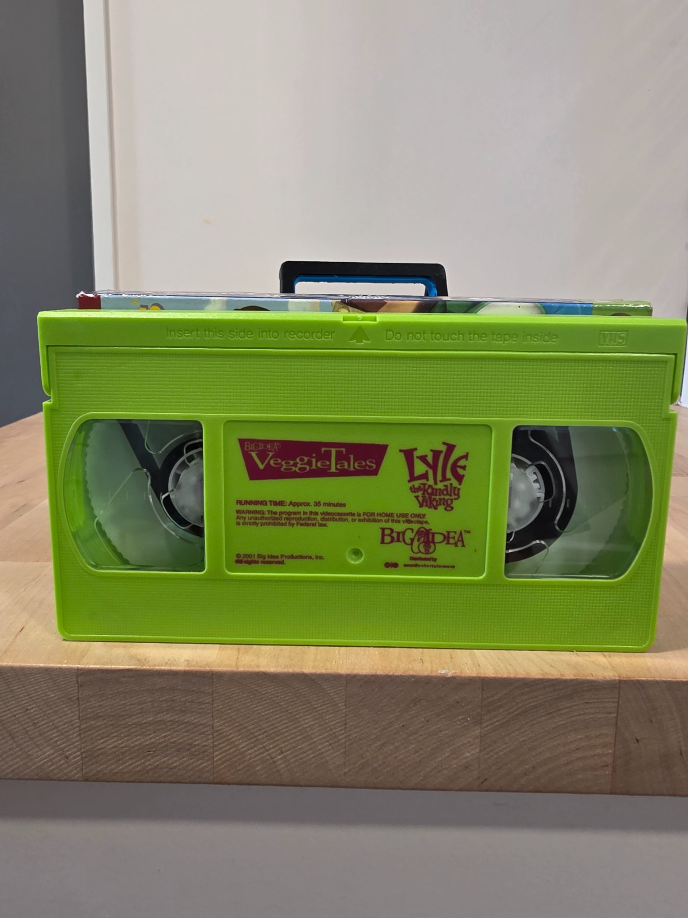 VeggieTales Lyle the Kindly Viking A Lesson in Sharing VHS 2001 - Image 3